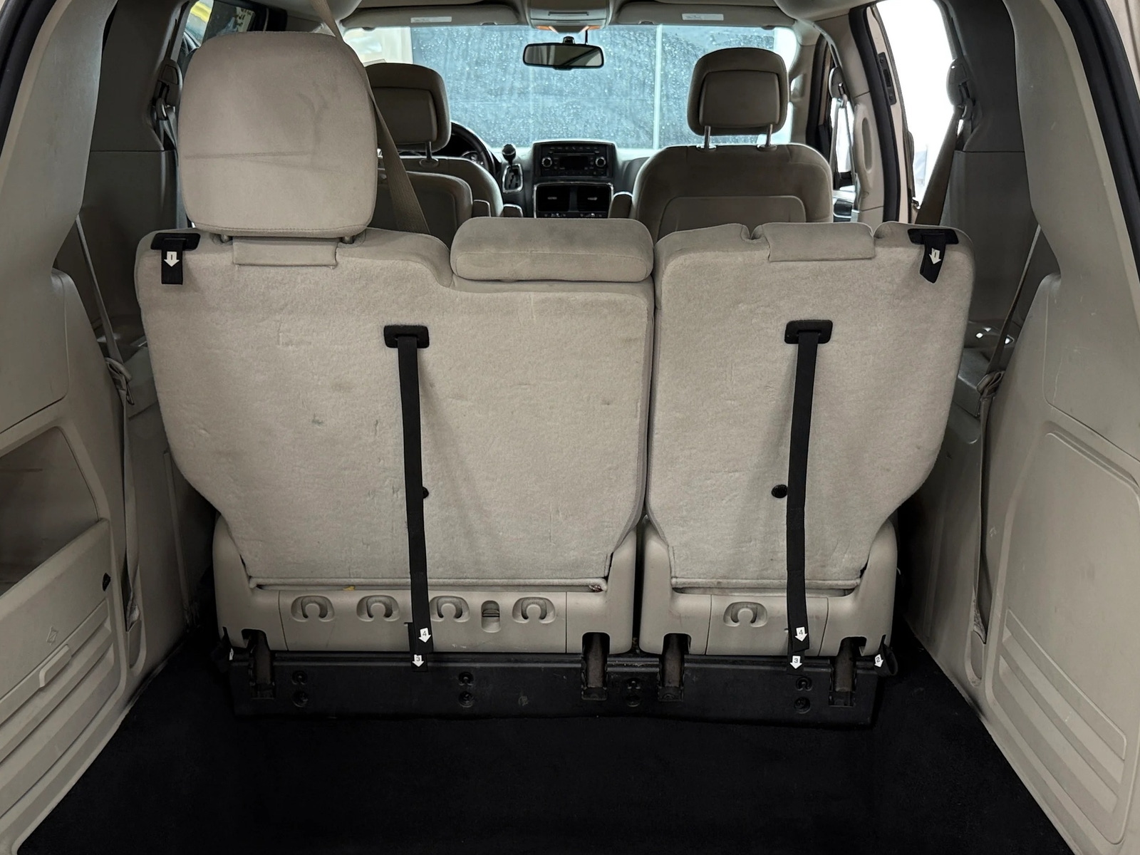Thumbnail: 2016 Dodge Grand Caravan - 7