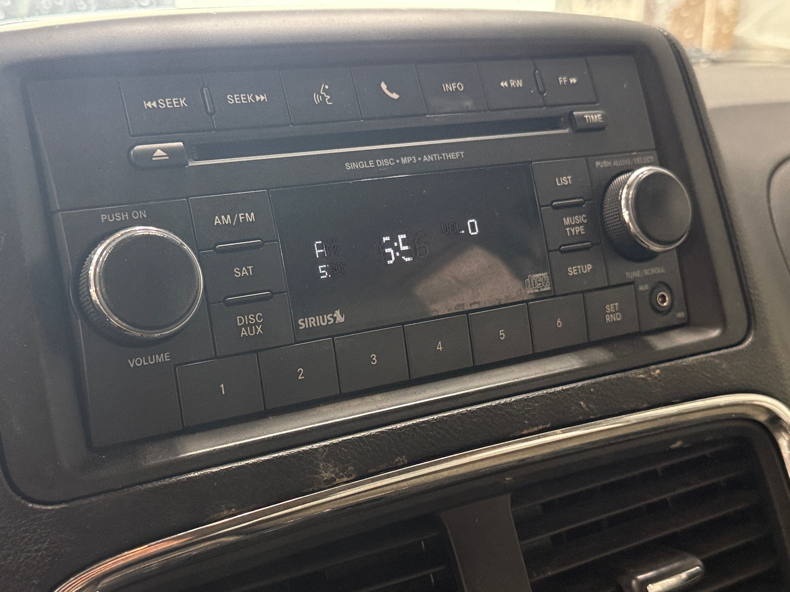 Thumbnail: 2016 Dodge Grand Caravan - 4