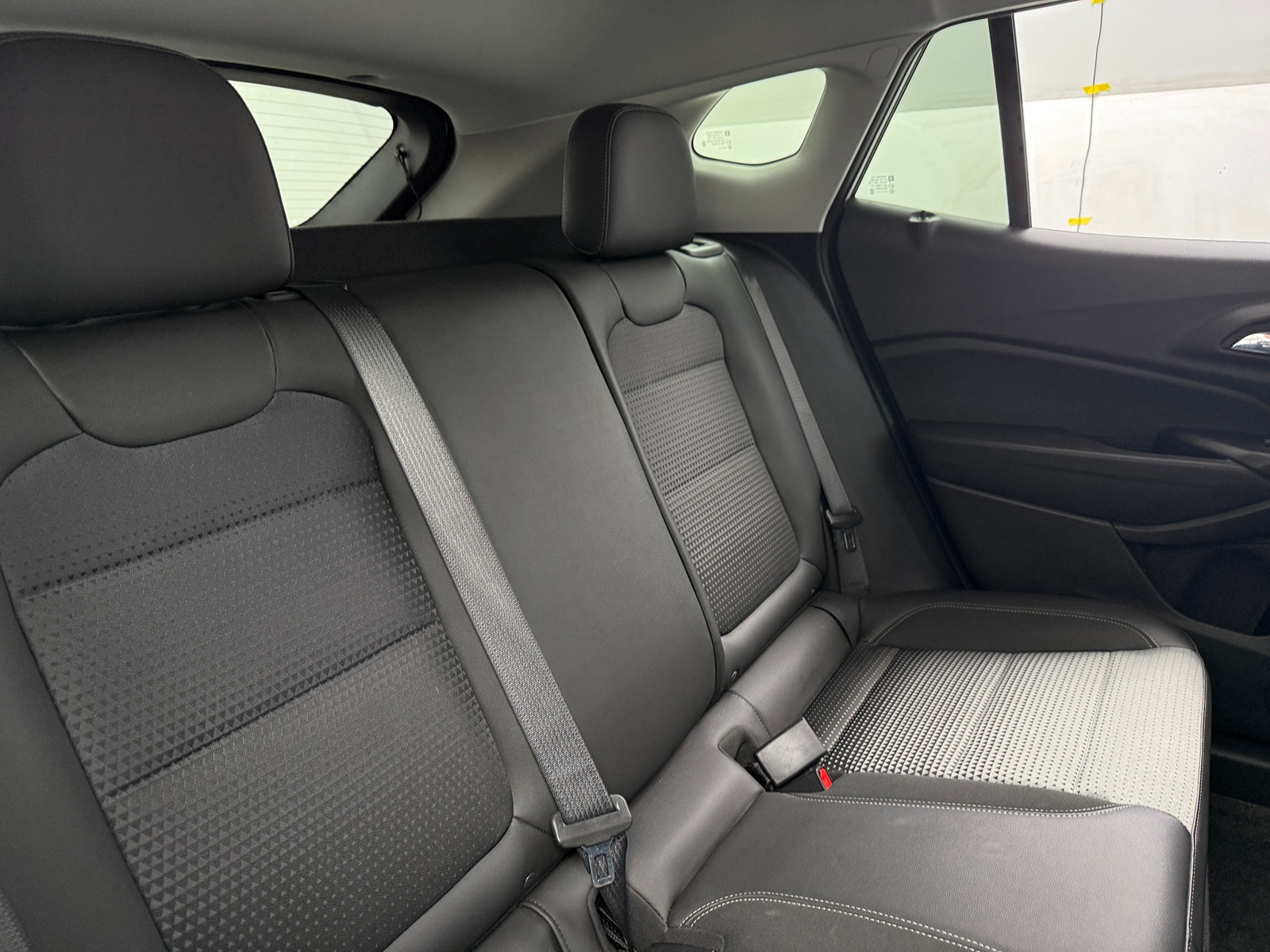 Thumbnail: 2025 Chevrolet Trax - 6