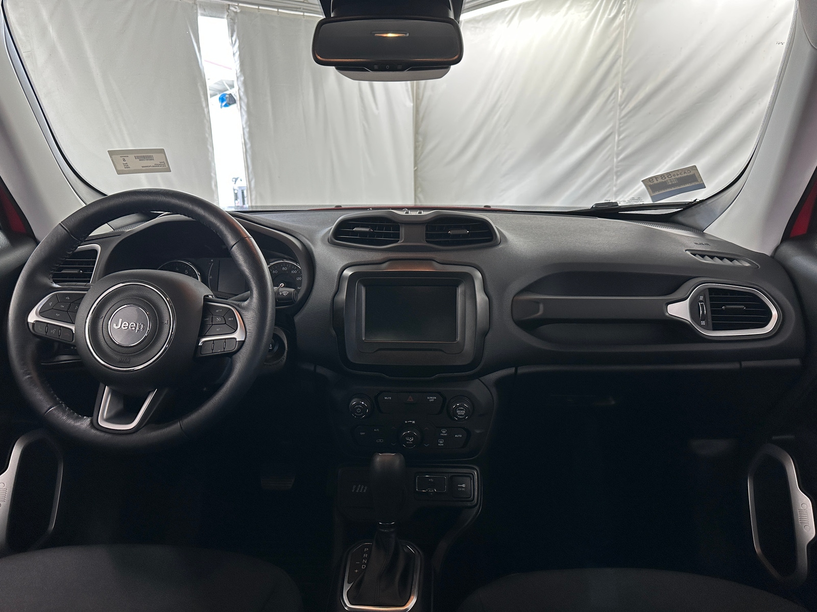 Thumbnail: 2020 Jeep Renegade - 3