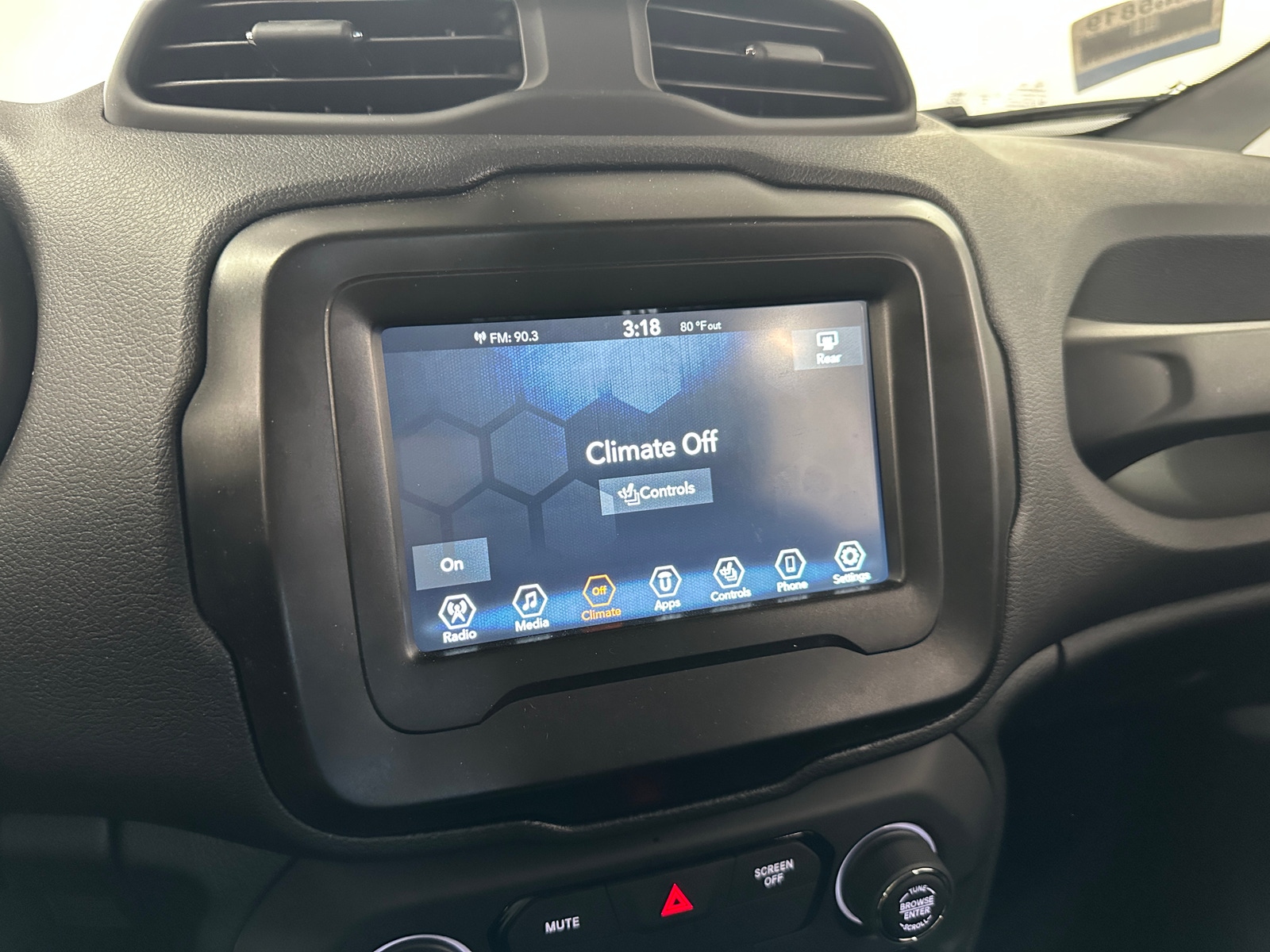 Thumbnail: 2020 Jeep Renegade - 4