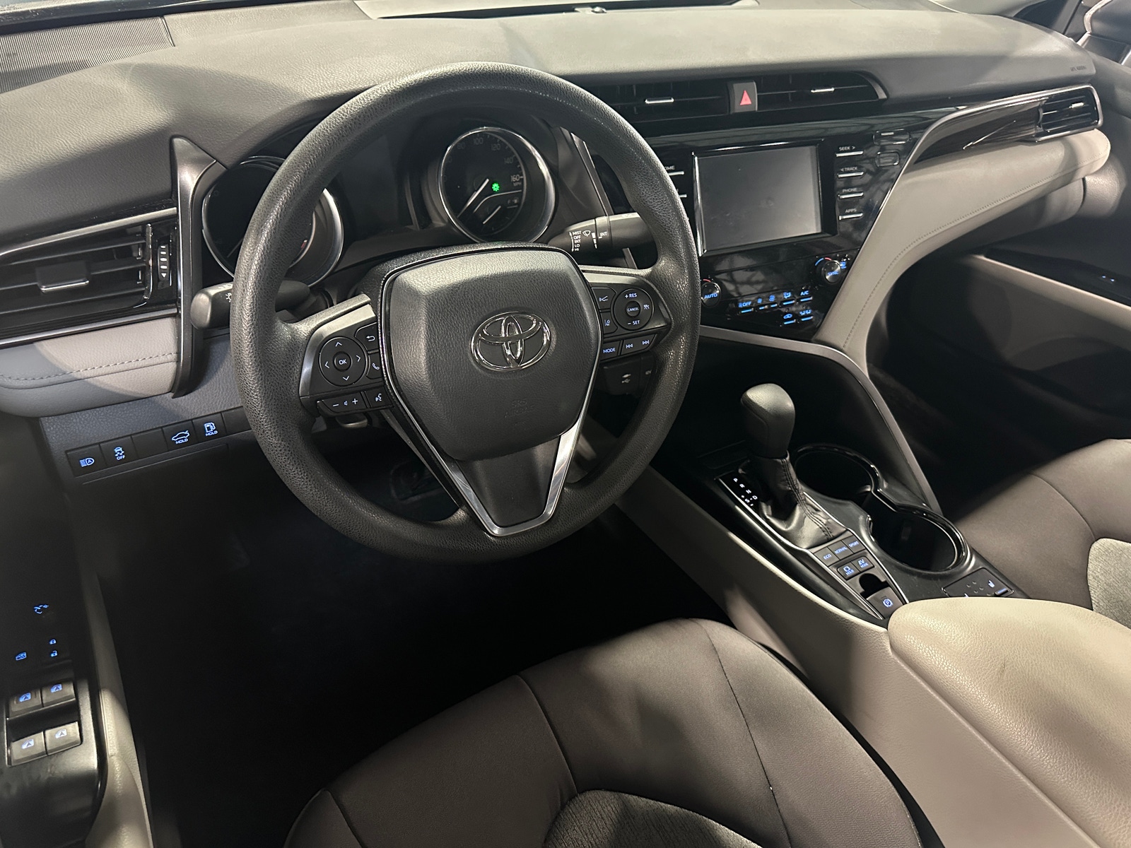 Thumbnail: 2019 Toyota Camry - 3