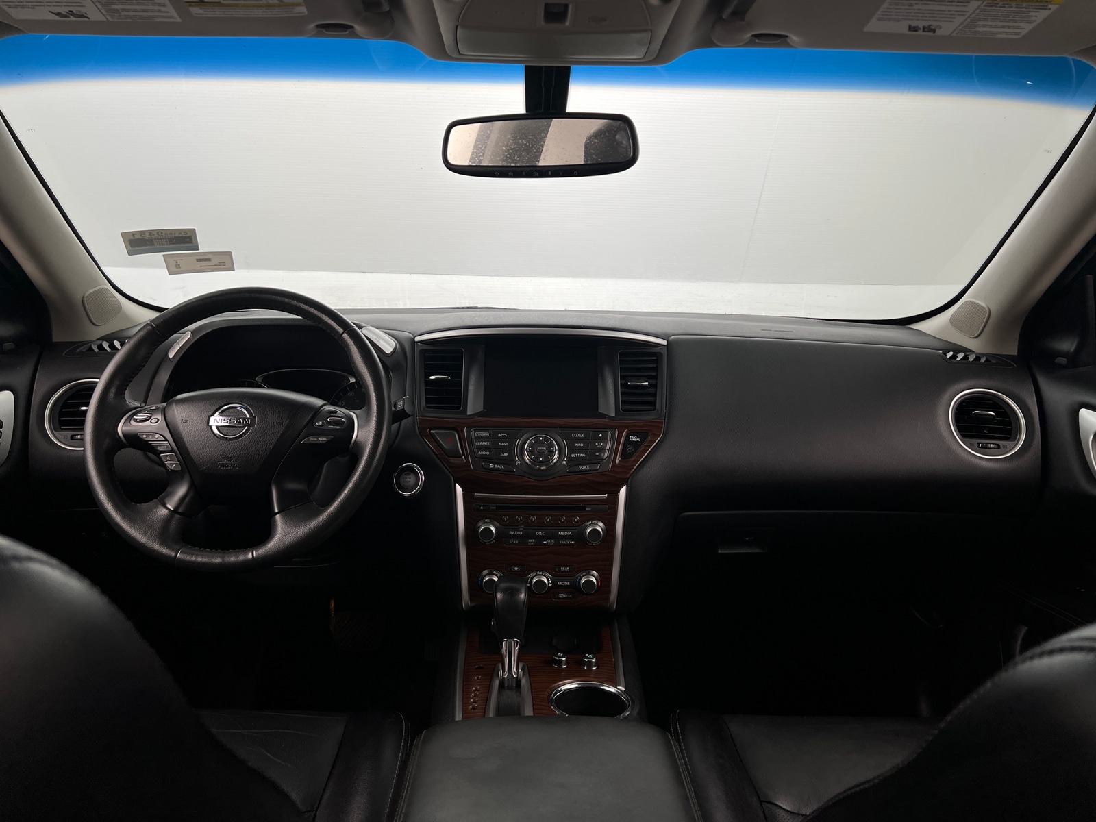 Thumbnail: 2017 Nissan Pathfinder - 2