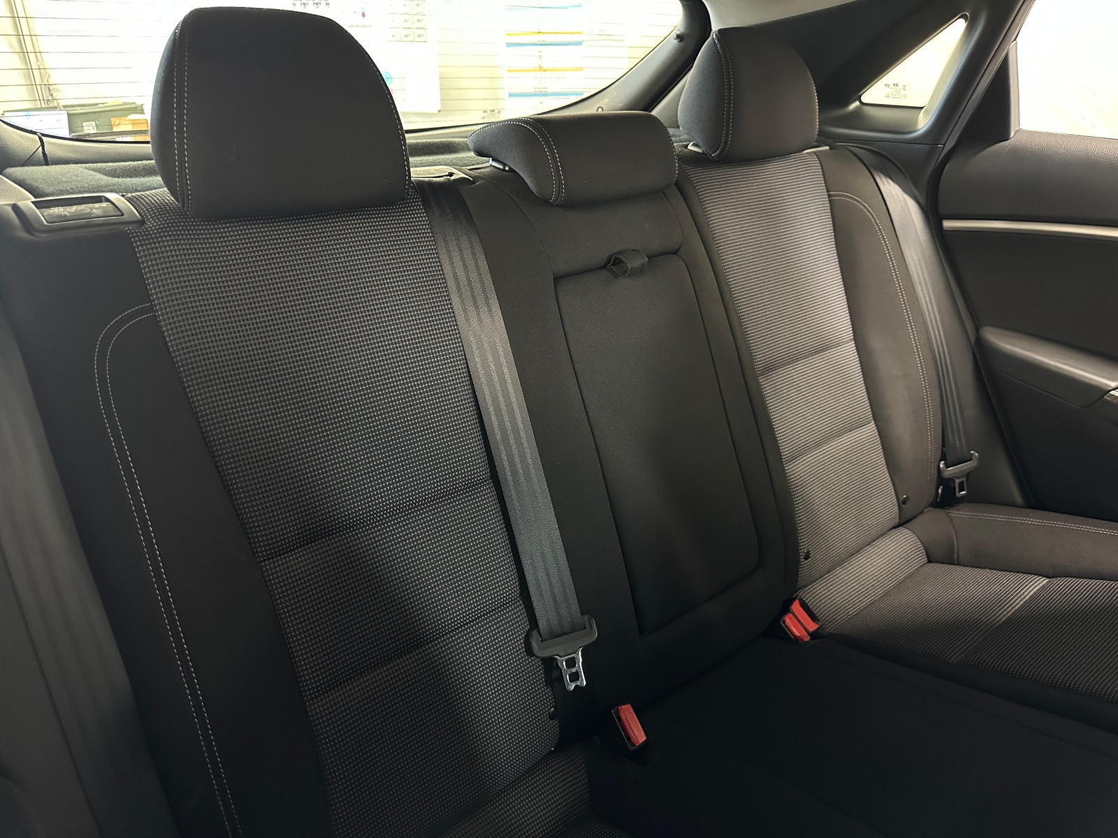 Thumbnail: 2016 Hyundai Elantra - 6