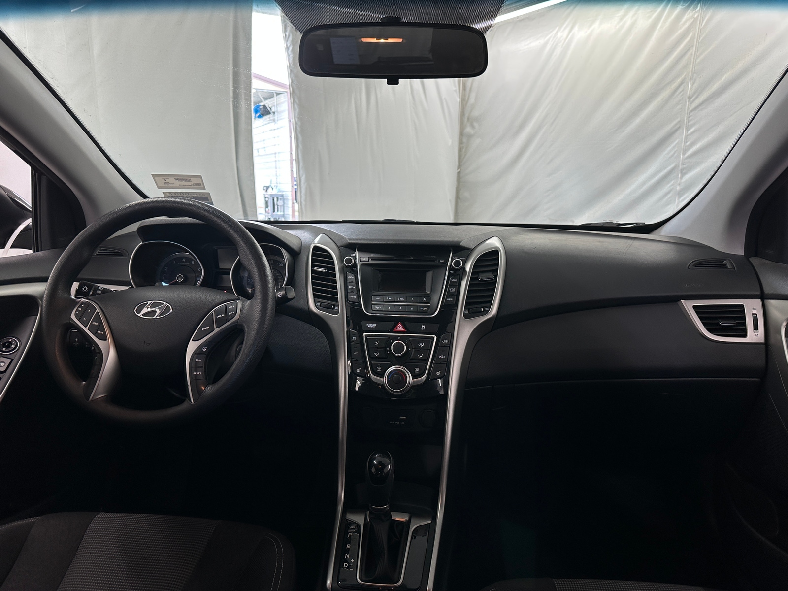 Thumbnail: 2016 Hyundai Elantra - 3