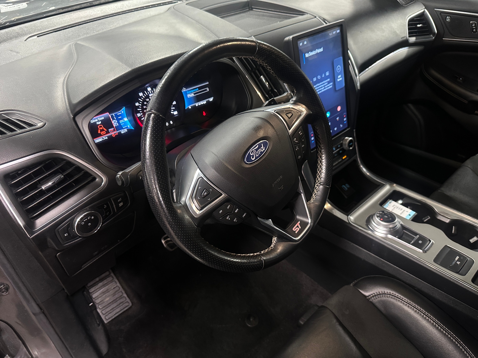 Thumbnail: 2023 Ford Edge - 2