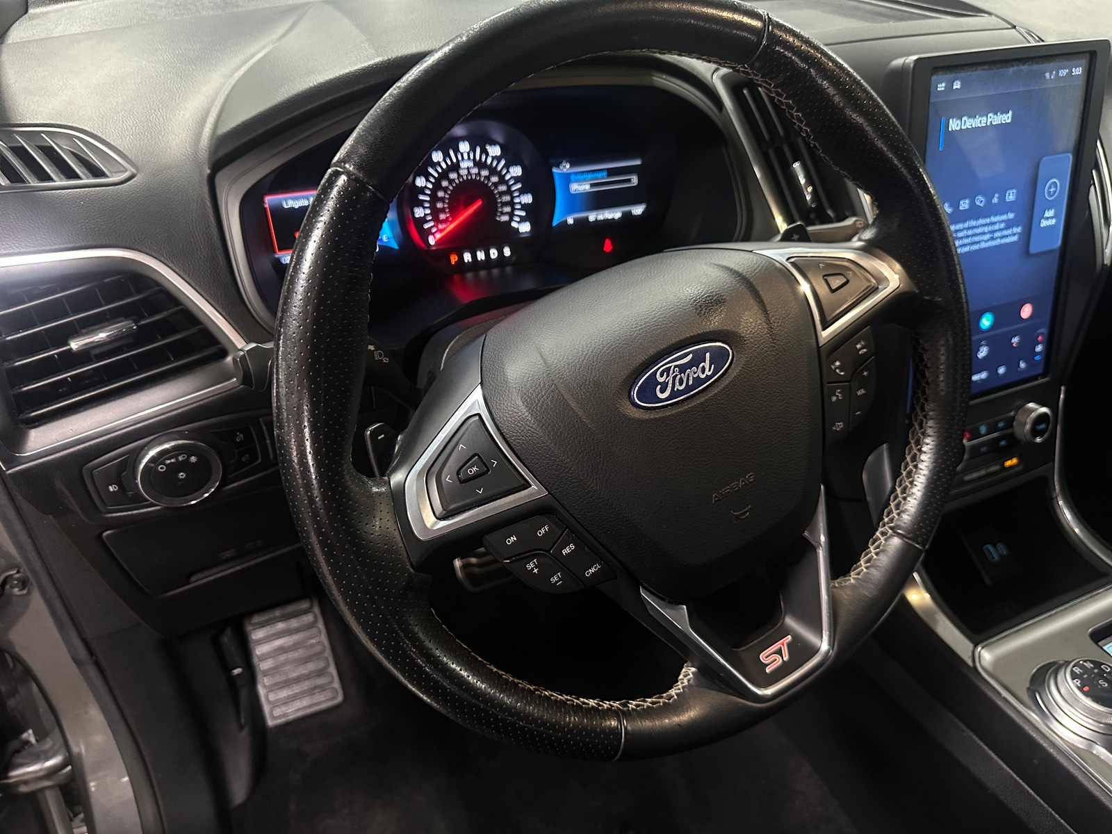 Thumbnail: 2023 Ford Edge - 4
