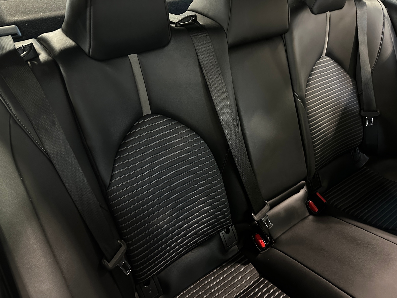 Thumbnail: 2021 Toyota Camry - 6