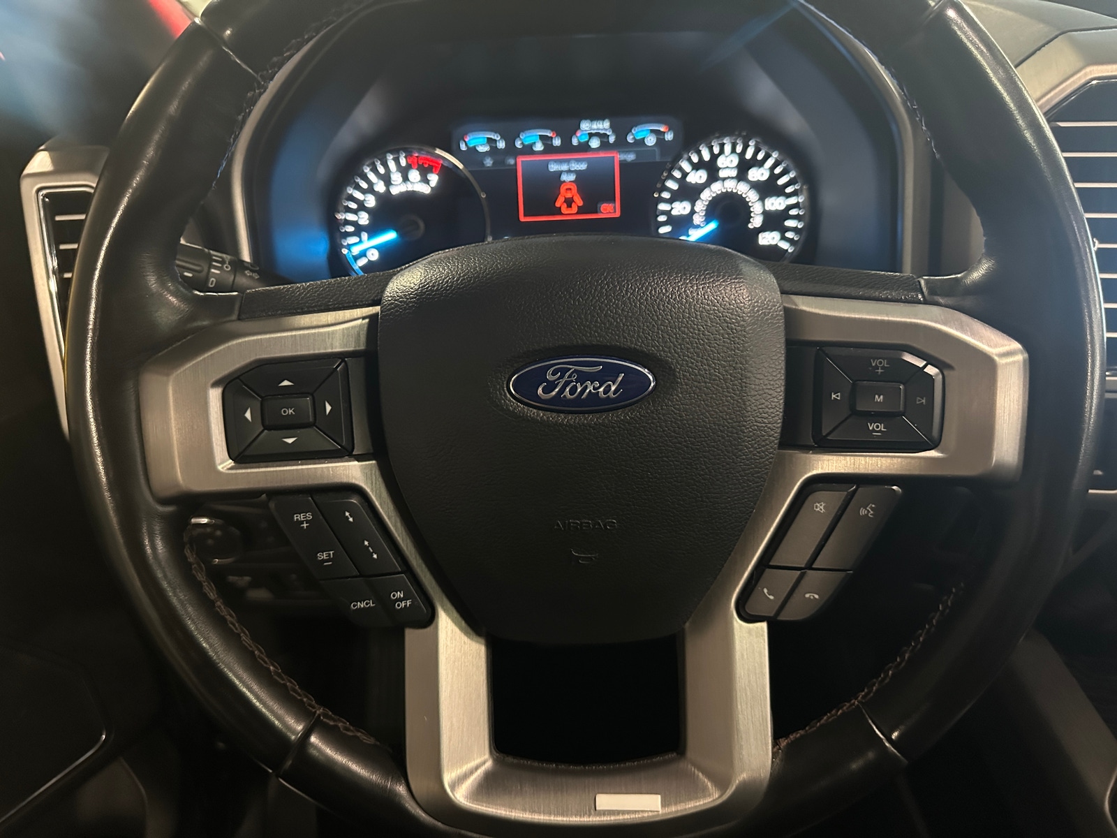 Thumbnail: 2018 Ford Econoline - 4
