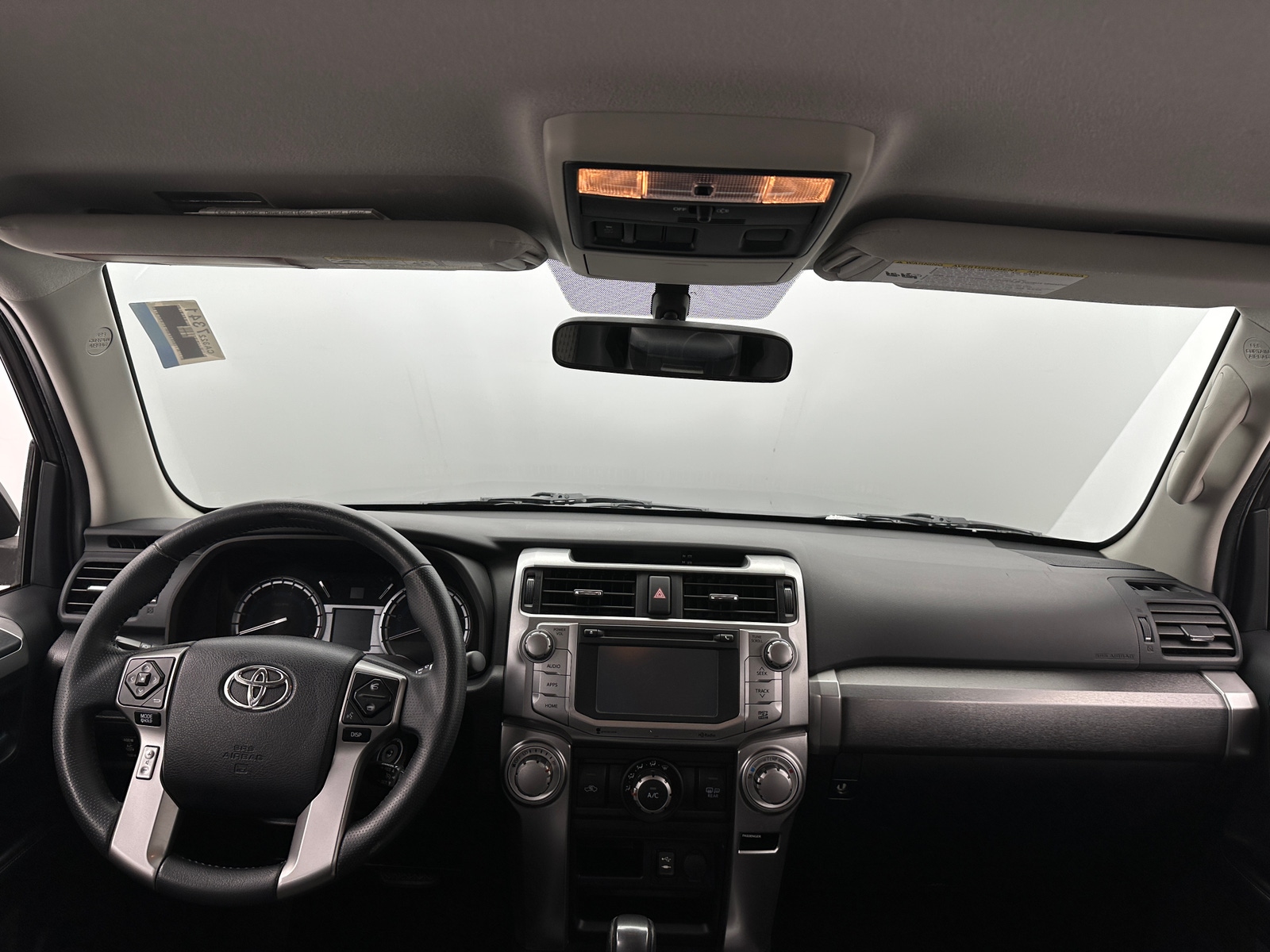 Thumbnail: 2015 Toyota 4Runner - 3