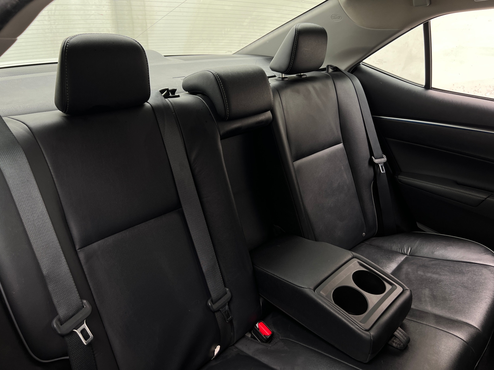 Thumbnail: 2016 Toyota Corolla - 6