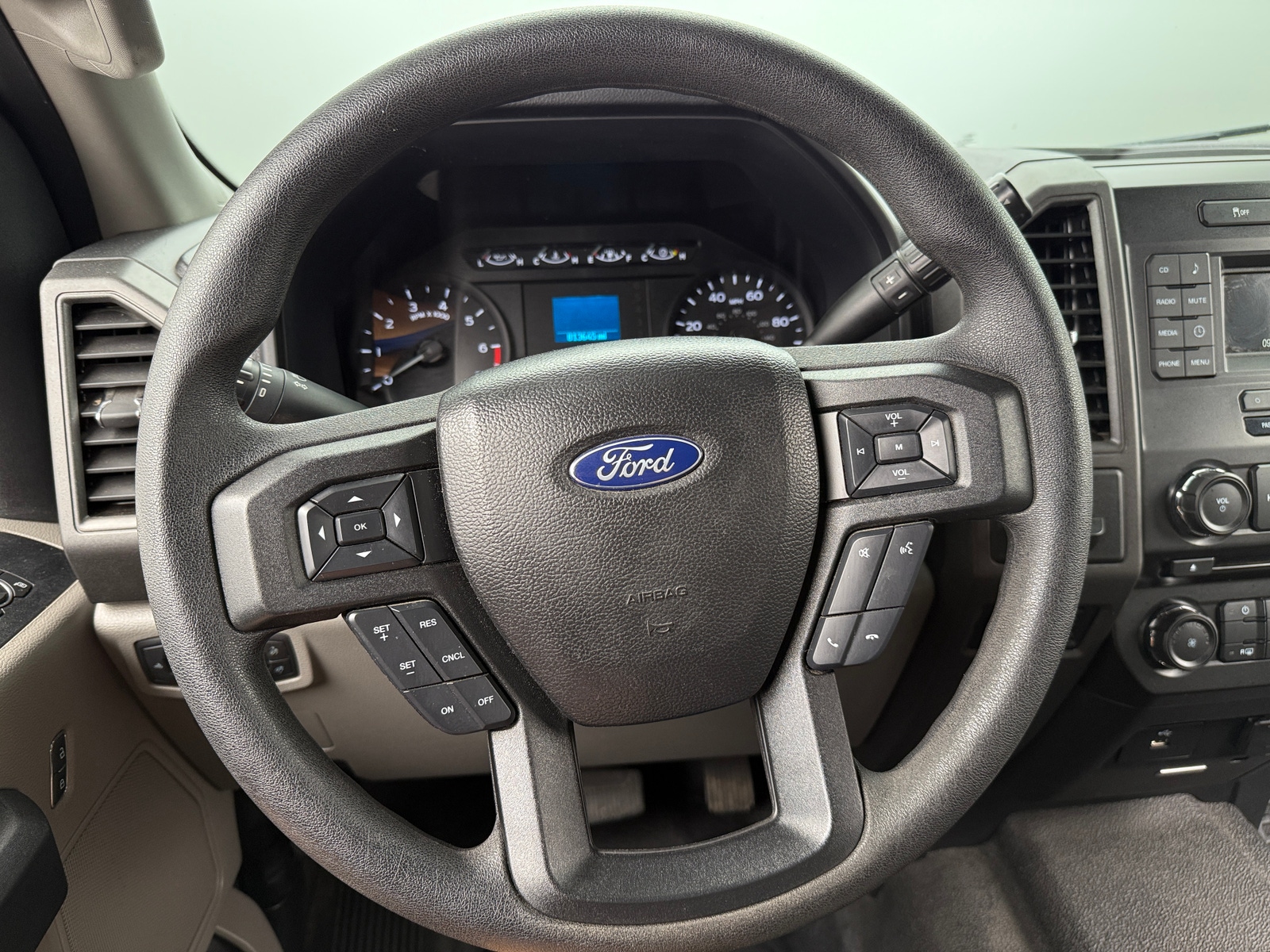Thumbnail: 2018 Ford Econoline - 4