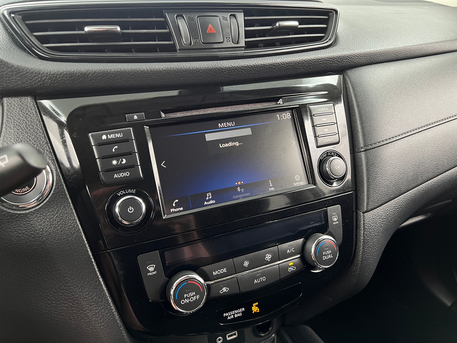 Thumbnail: 2019 Nissan Rogue - 4