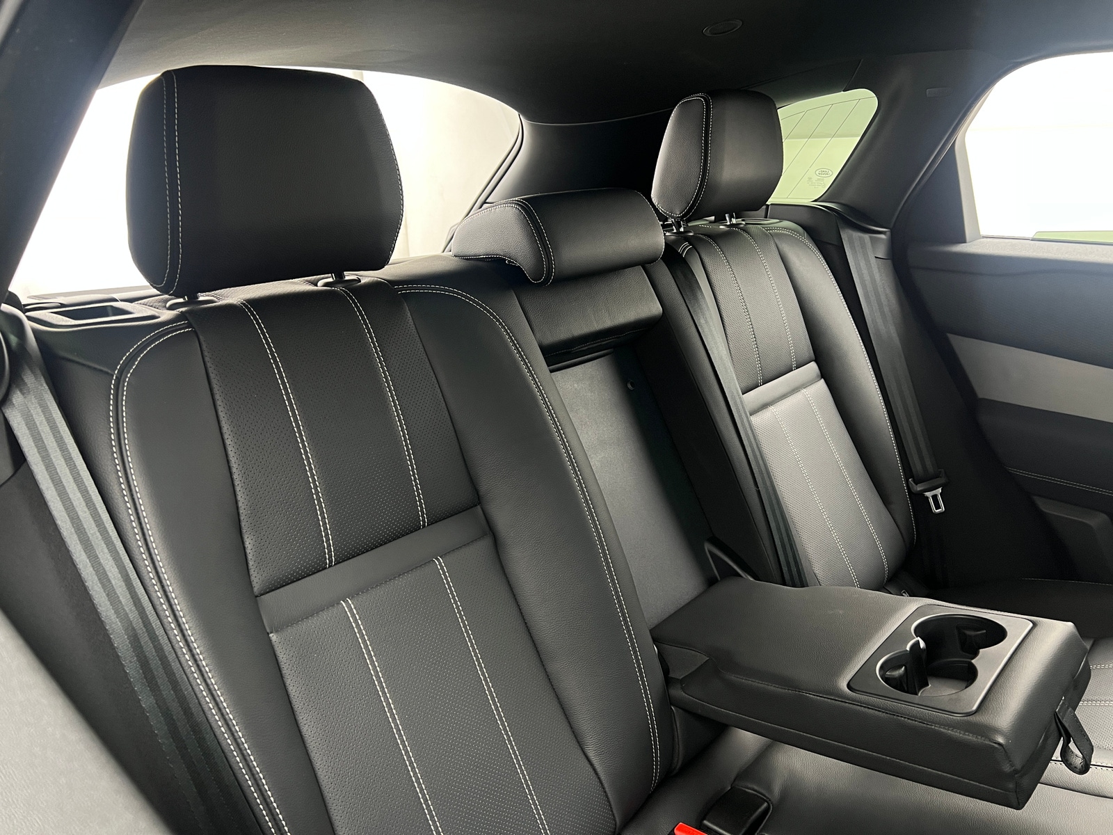 Thumbnail: 2023 Land Rover Range Rover Velar - 5
