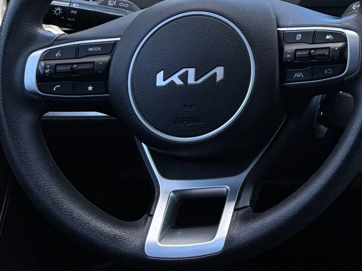Thumbnail: 2024 Kia Sportage - 5
