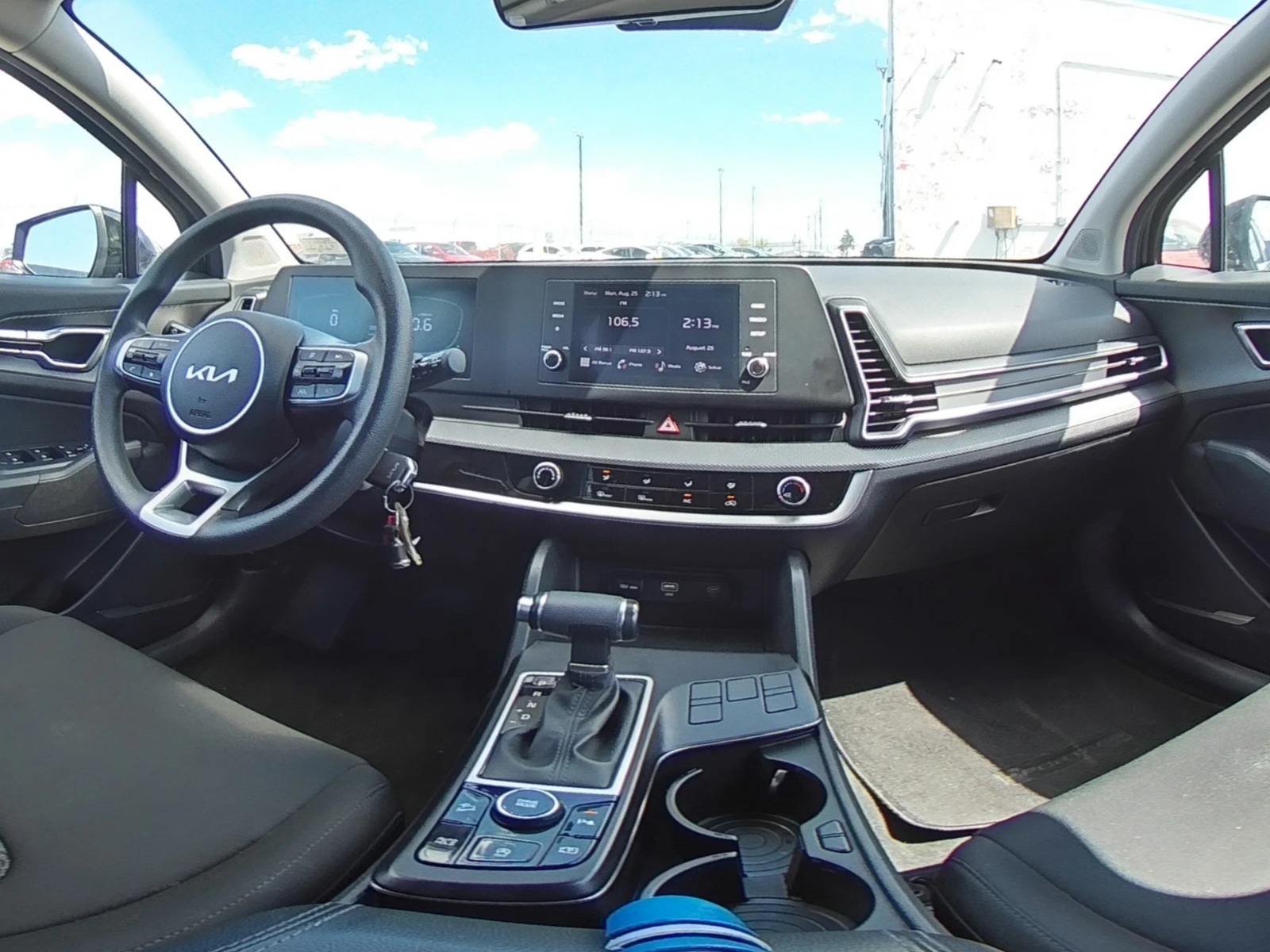 Thumbnail: 2024 Kia Sportage - 3