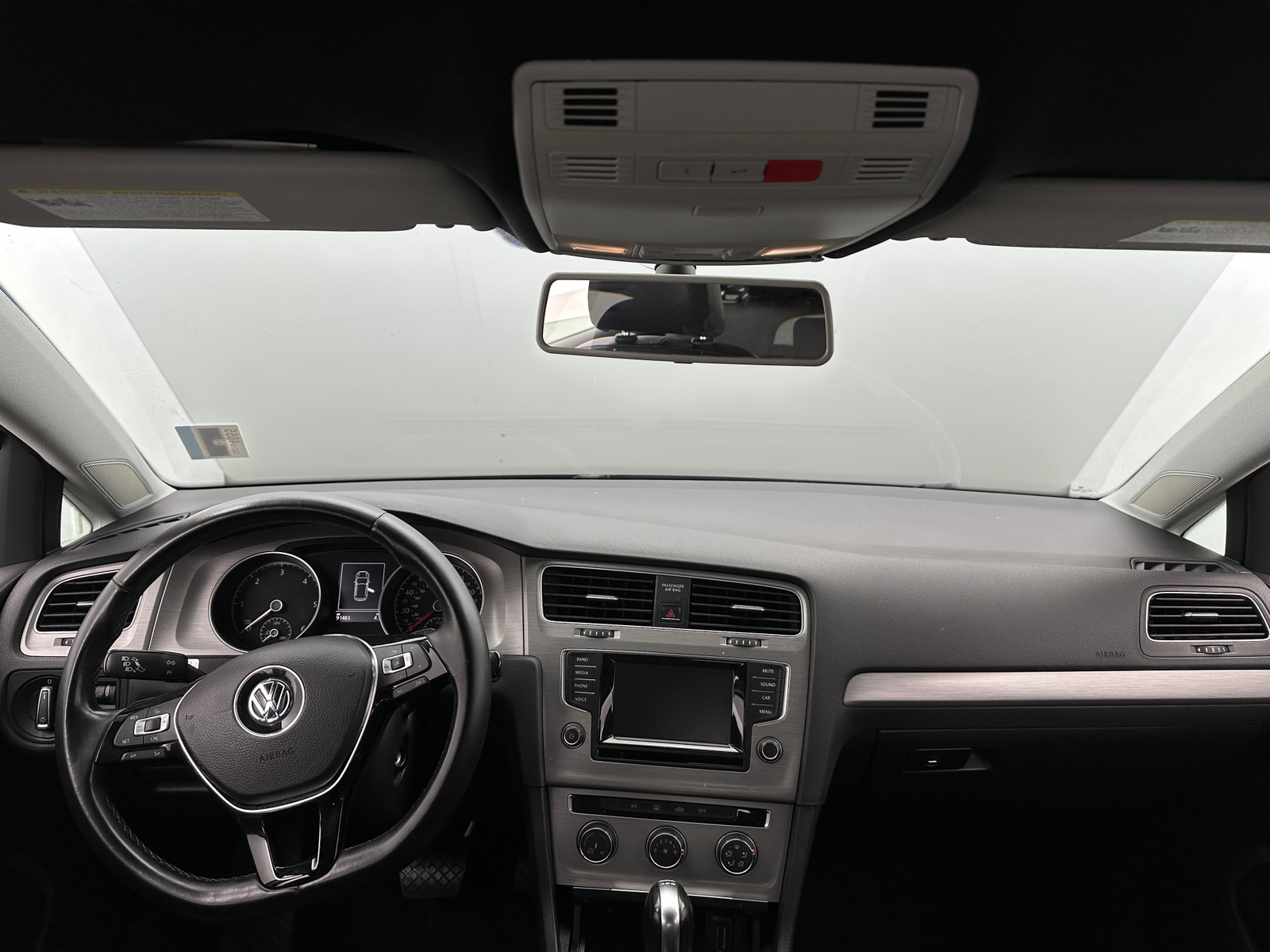 Thumbnail: 2015 Volkswagen Golf - 2