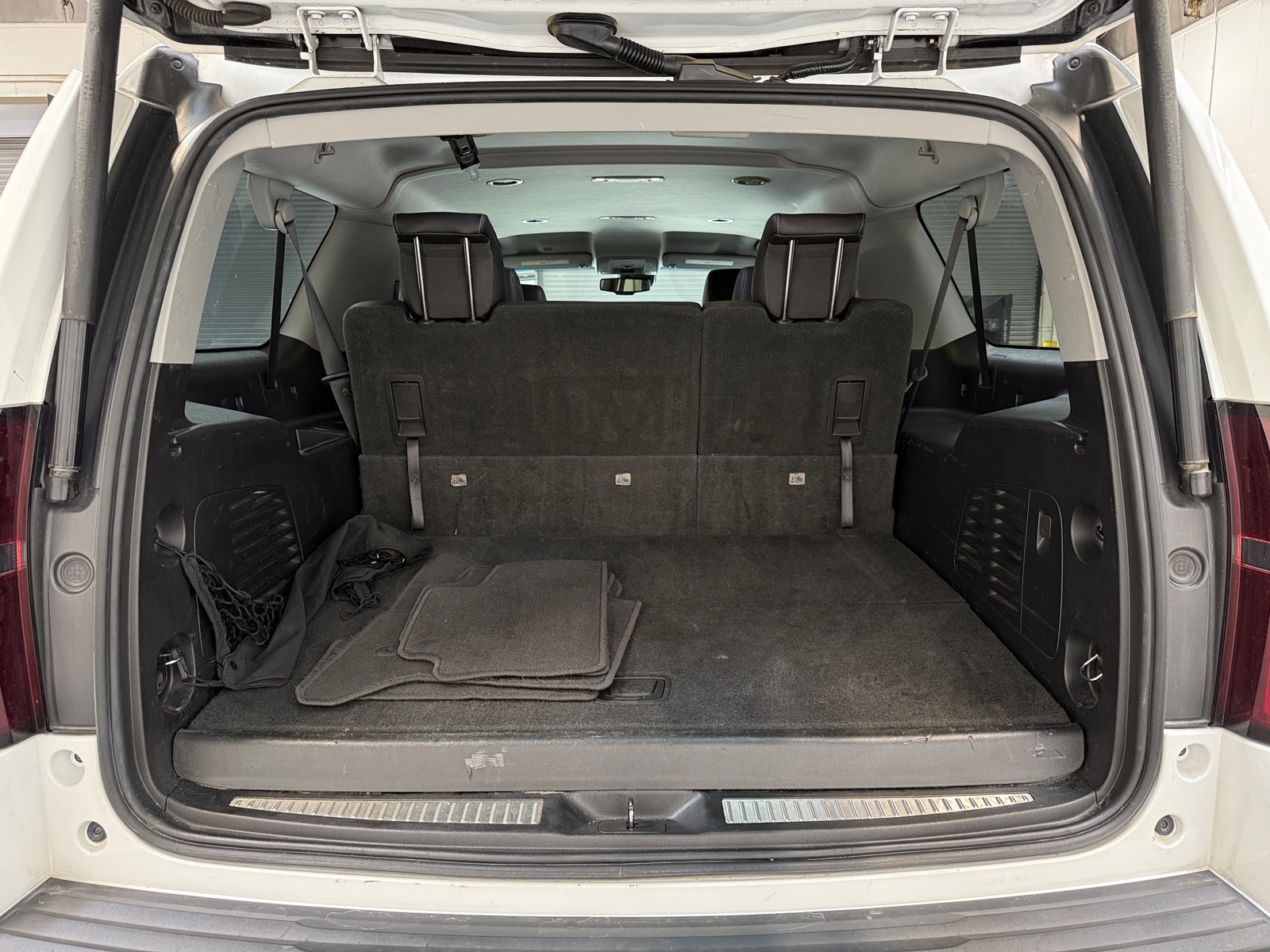 Thumbnail: 2018 Chevrolet Suburban - 6