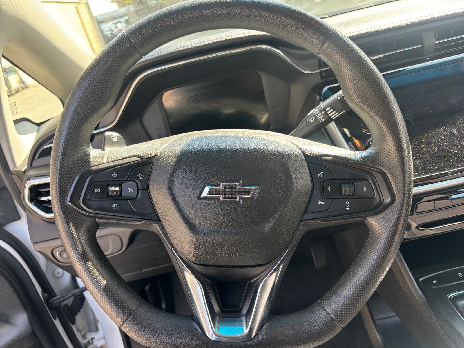 Thumbnail: 2023 Chevrolet Bolt EV - 5