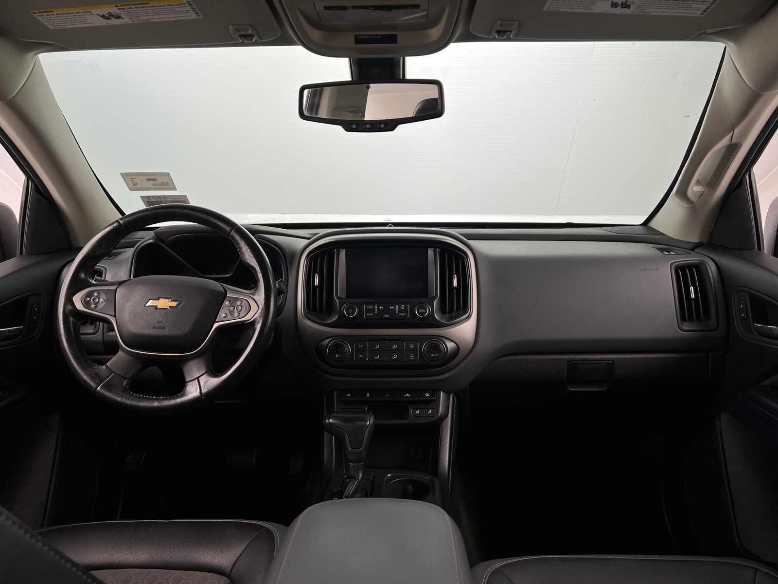 Thumbnail: 2018 Chevrolet Colorado - 3