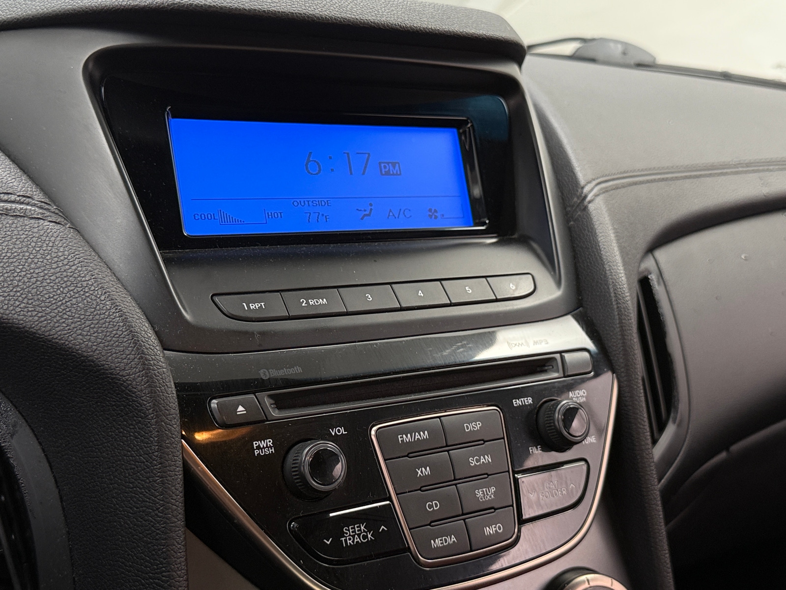 Thumbnail: 2013 Hyundai Genesis - 2