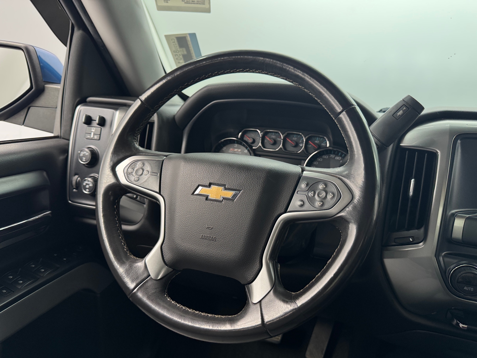 Thumbnail: 2017 Chevrolet Silverado 1500 - 5
