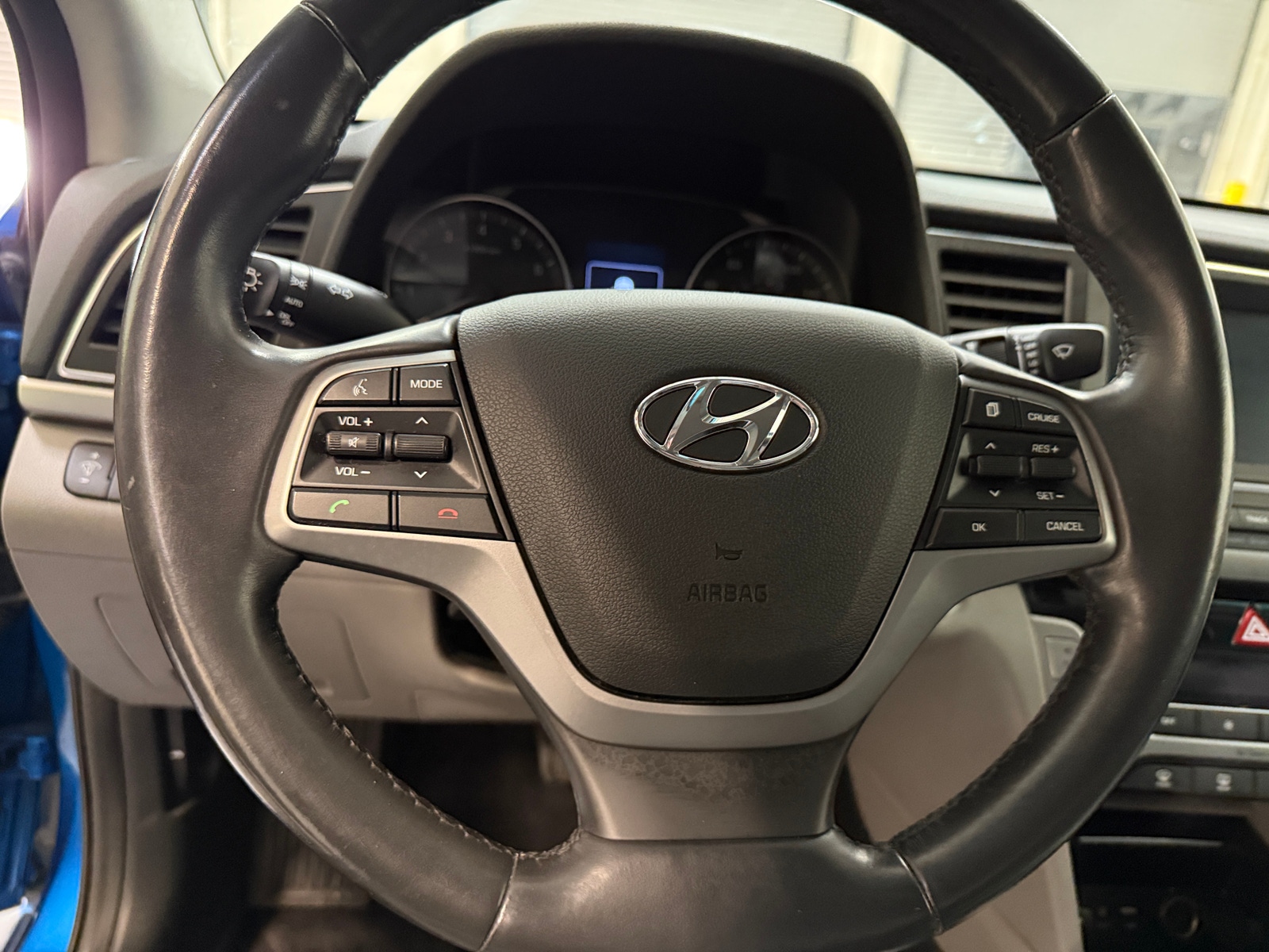 Thumbnail: 2017 Hyundai Elantra - 5