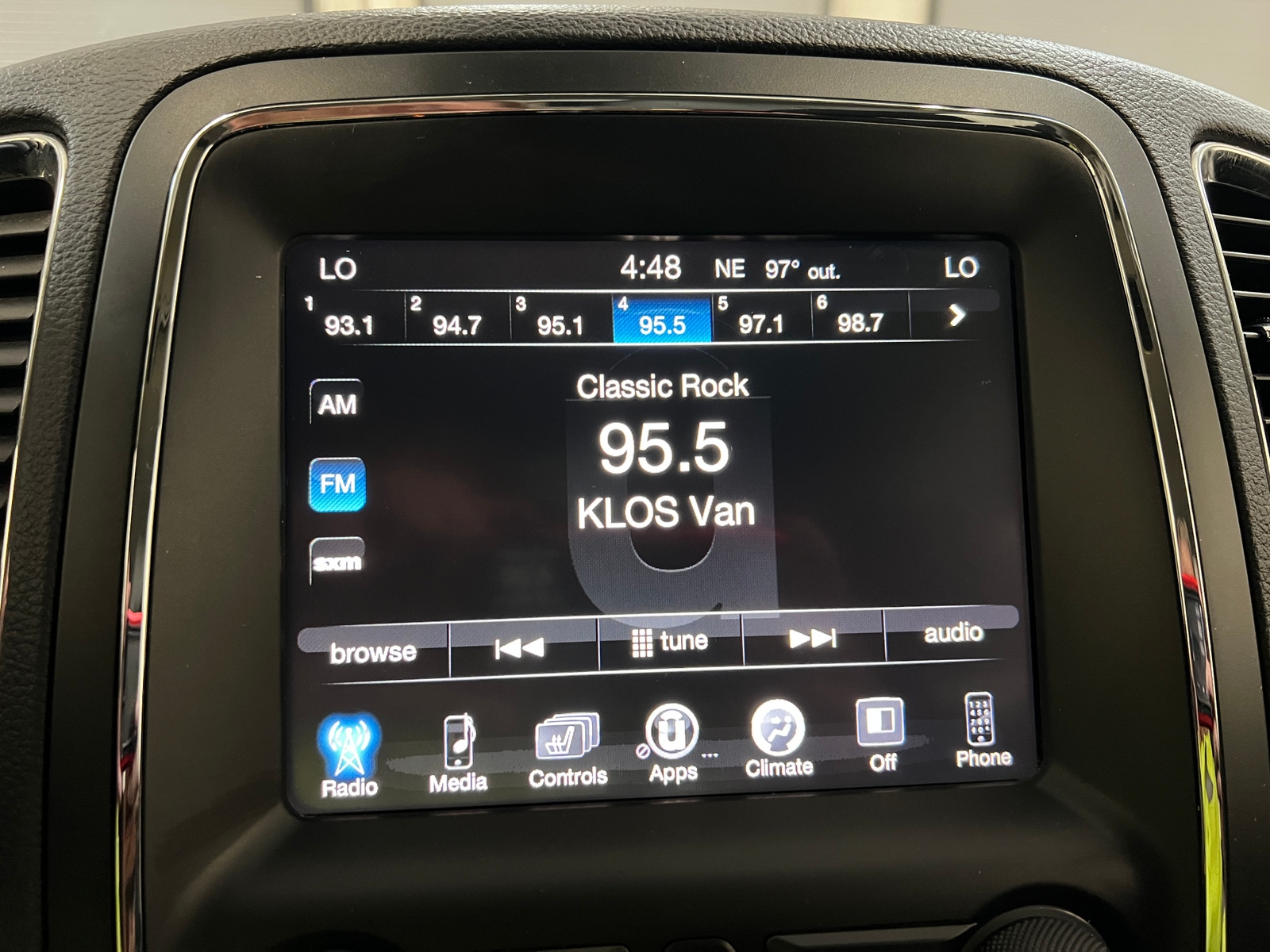 Thumbnail: 2016 Dodge Durango - 4