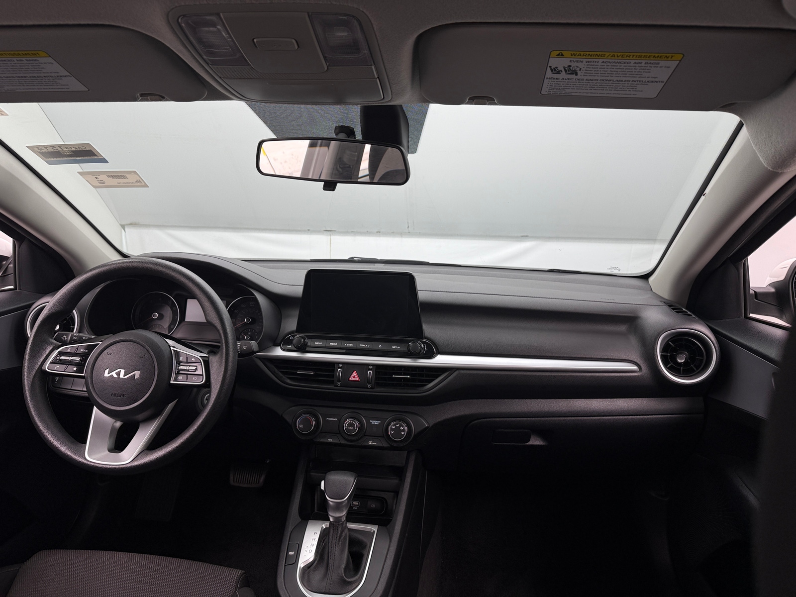 Thumbnail: 2024 Kia Forte - 3