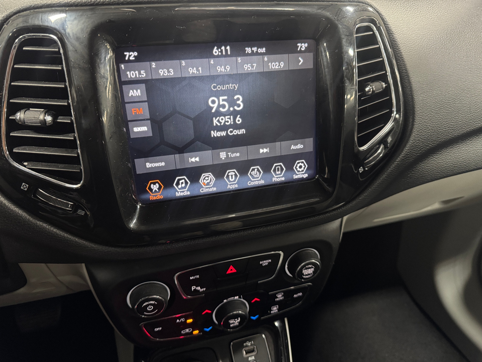 Thumbnail: 2020 Jeep Compass - 3