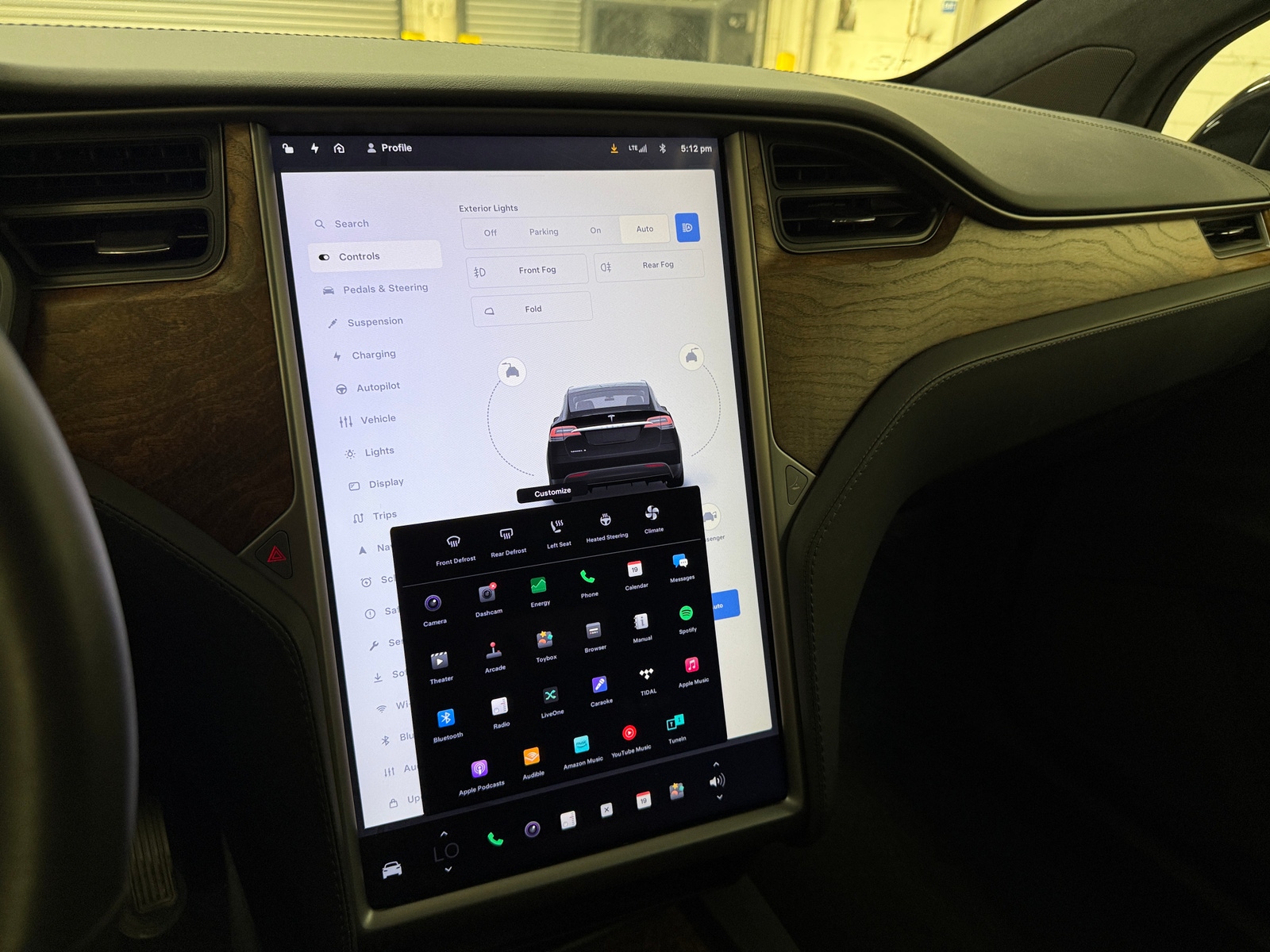 Thumbnail: 2019 Tesla Model X - 3