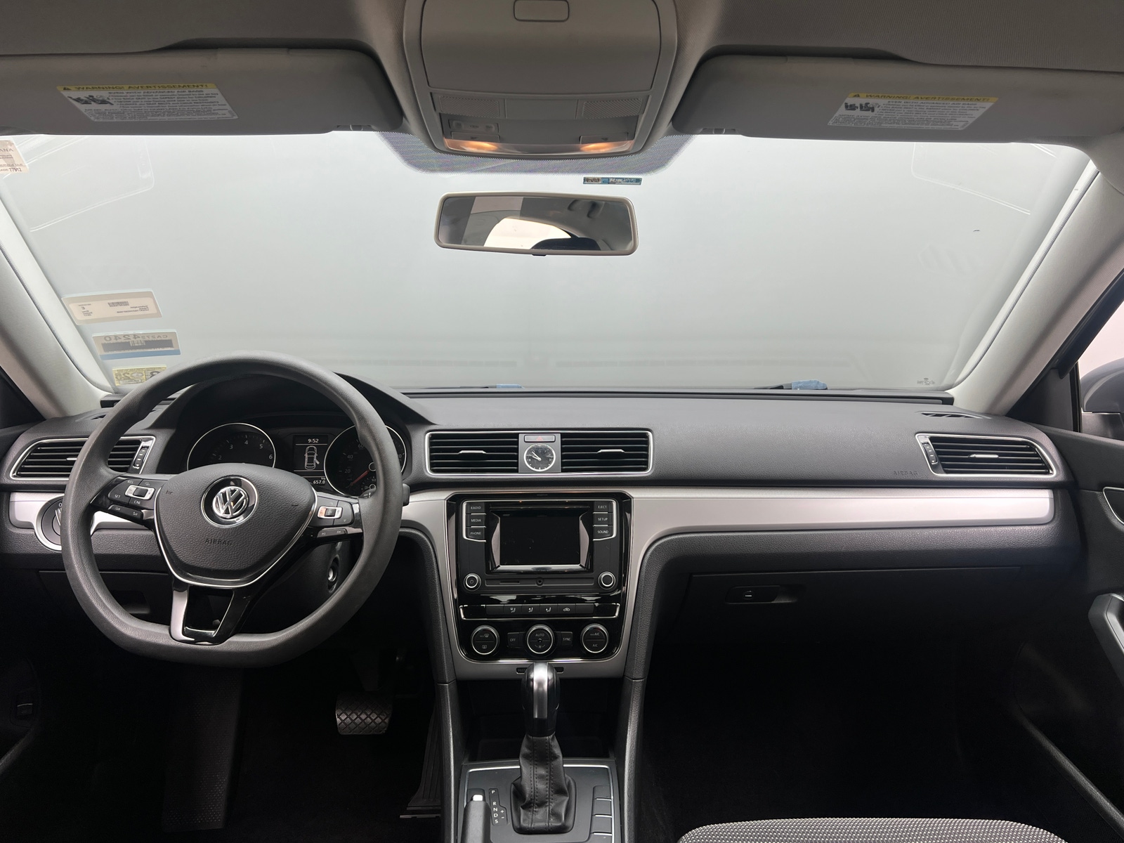 Thumbnail: 2017 Volkswagen Passat - 3