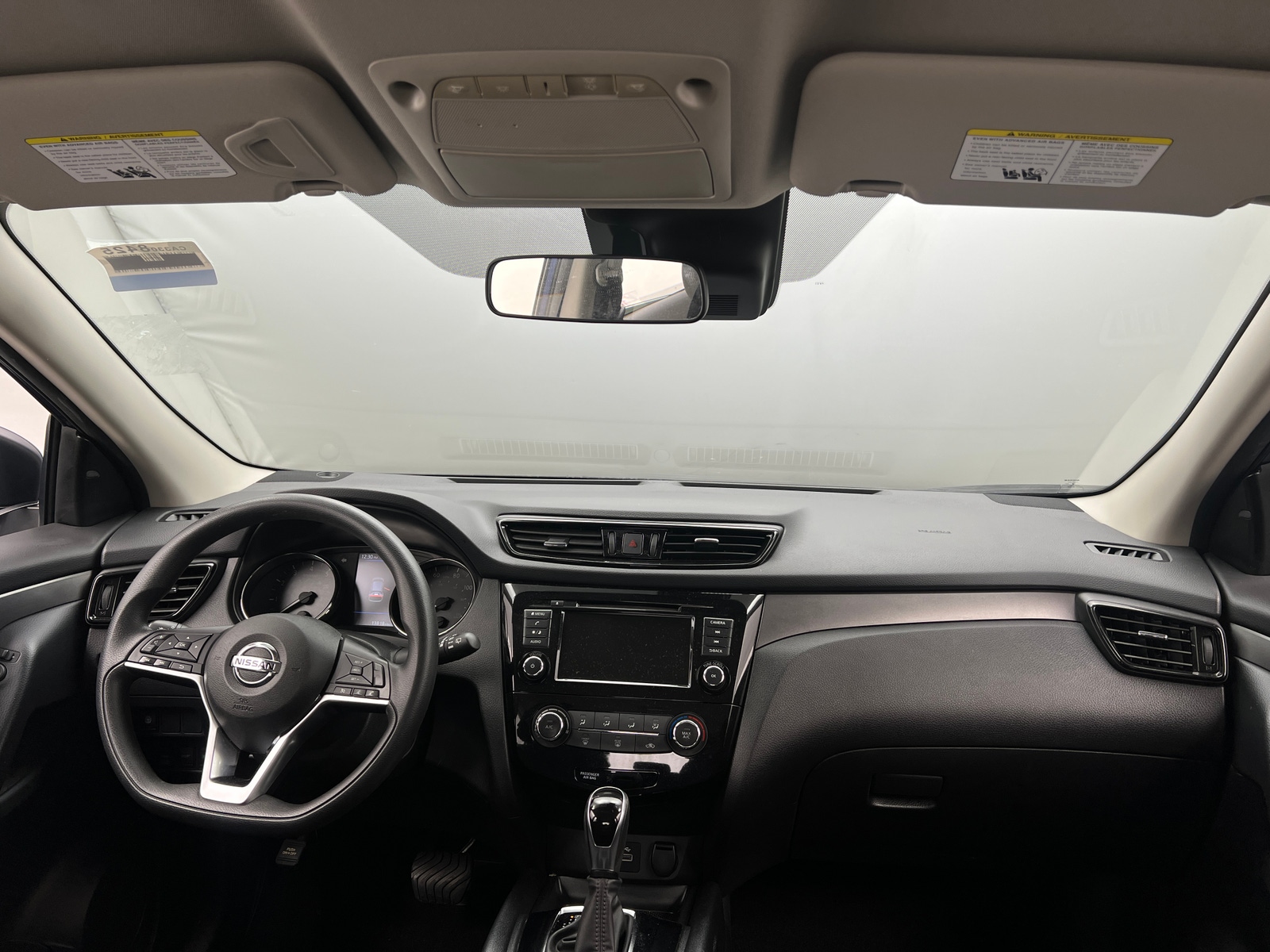 Thumbnail: 2021 Nissan Rogue Sport - 3