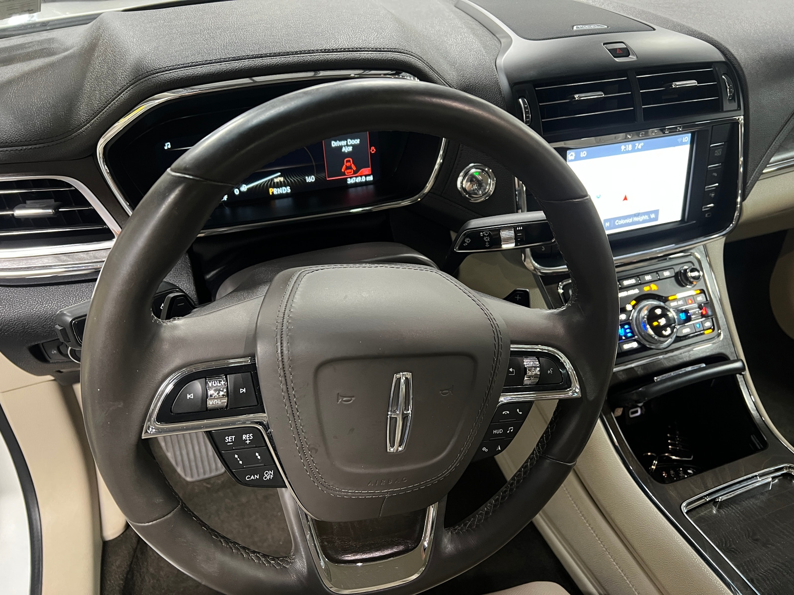 Thumbnail: 2020 Lincoln Continental - 4