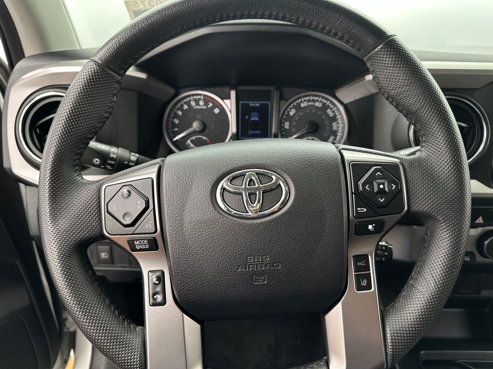 Thumbnail: 2021 Toyota Tacoma - 5