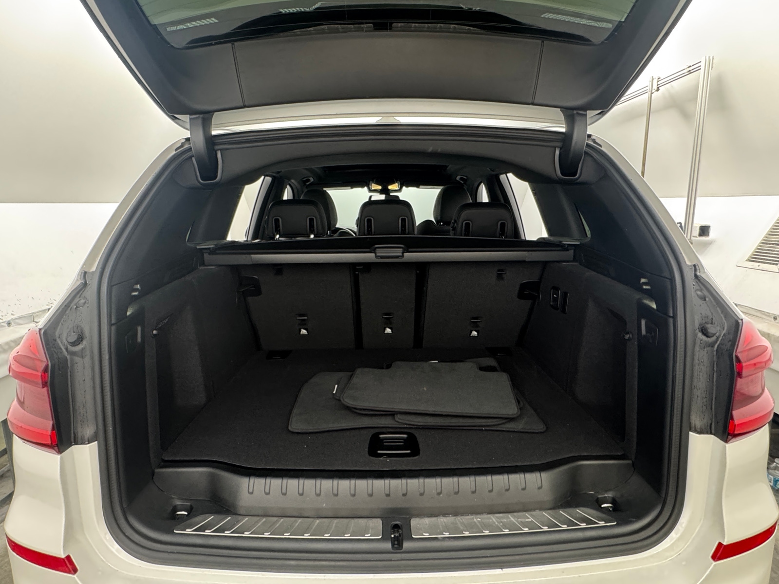 Thumbnail: 2019 BMW X3 - 6