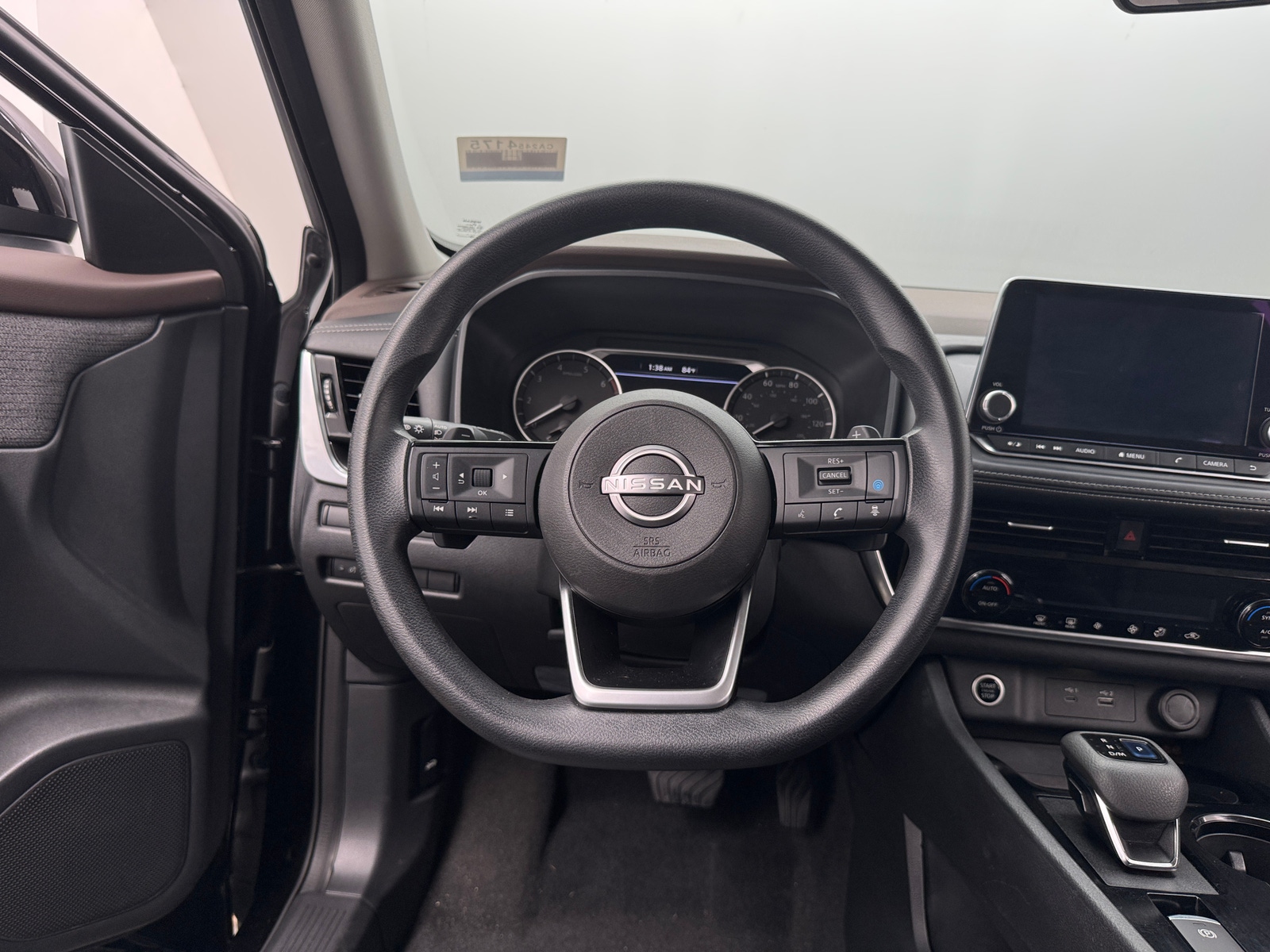 Thumbnail: 2022 Nissan Rogue - 5