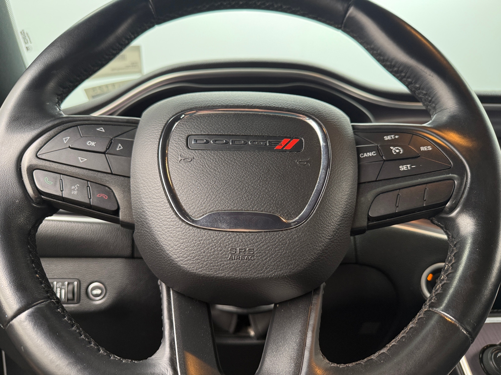 Thumbnail: 2016 Dodge Challenger - 4