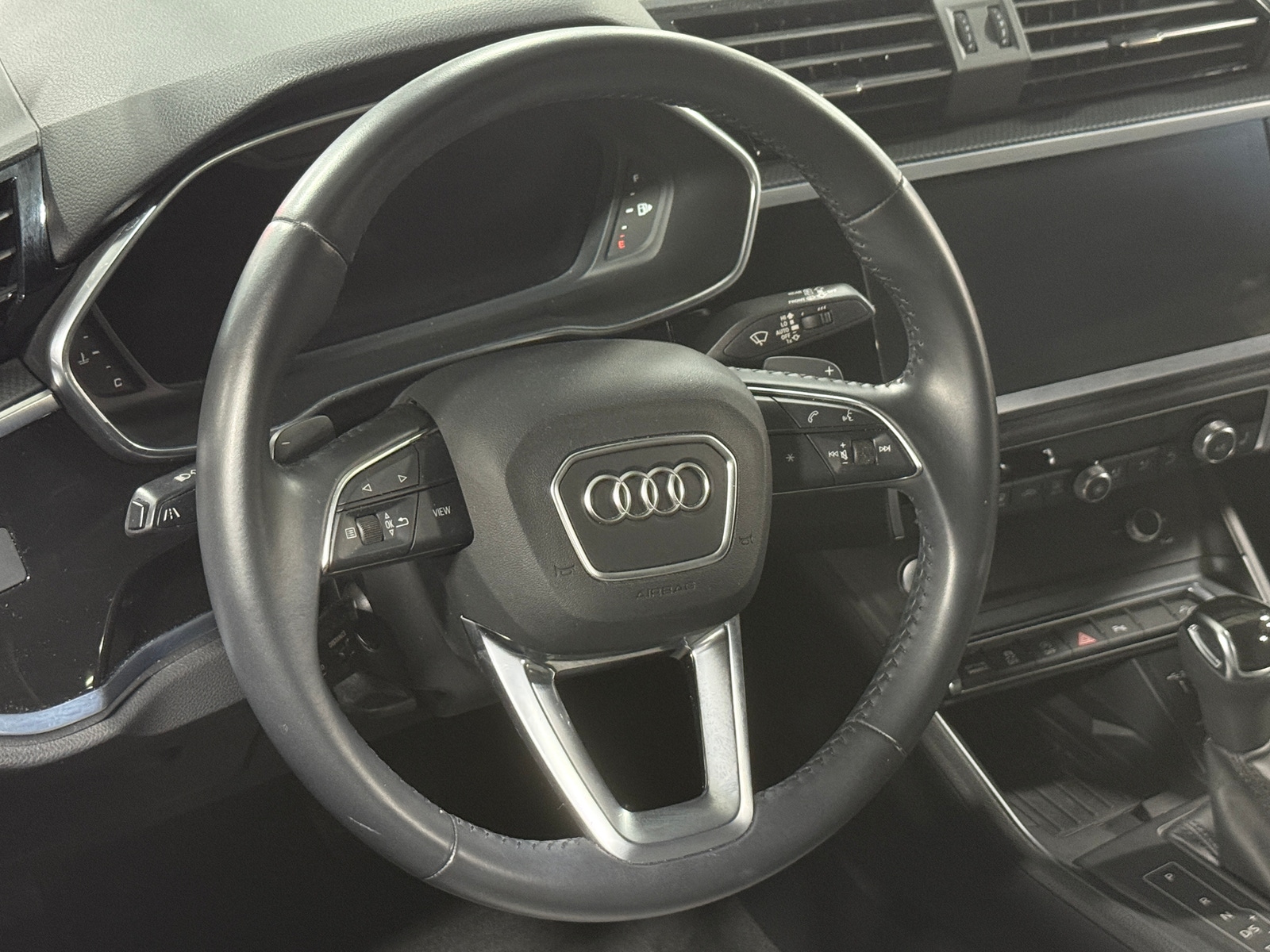 Thumbnail: 2020 Audi Q3 - 4