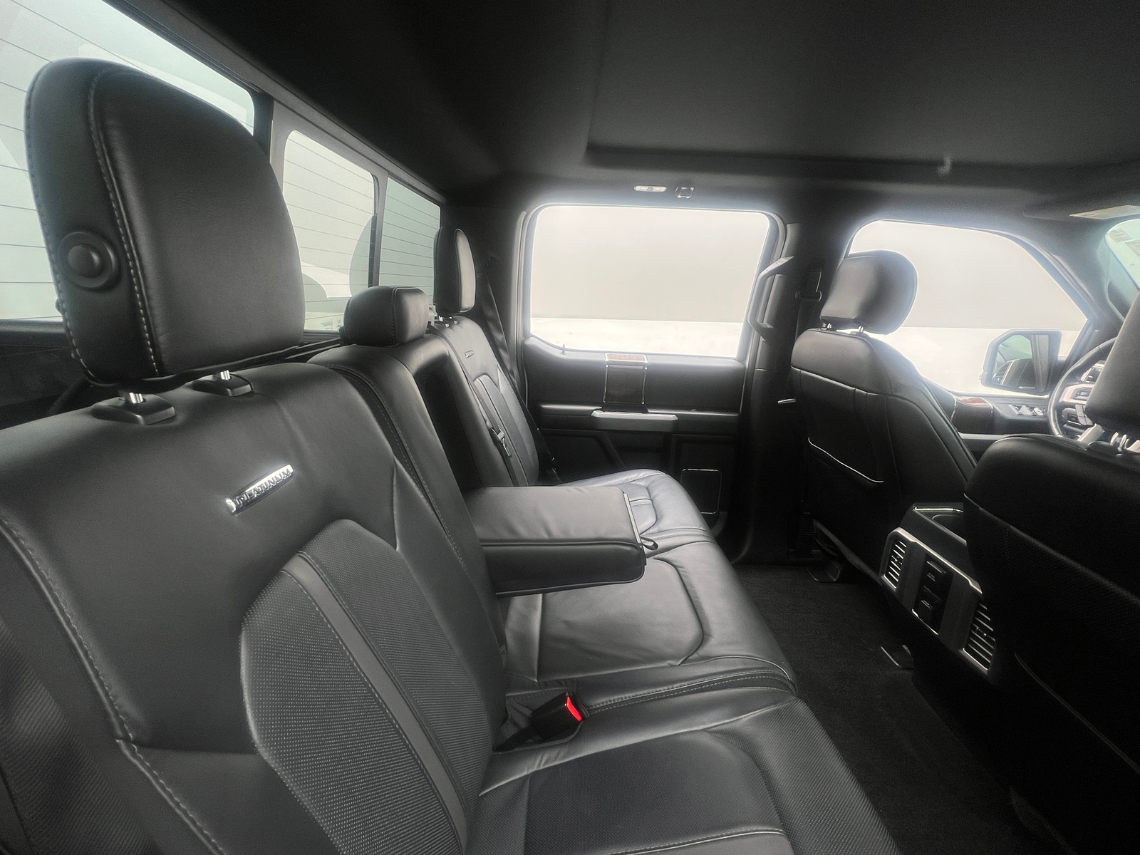 Thumbnail: 2016 Ford Econoline - 5