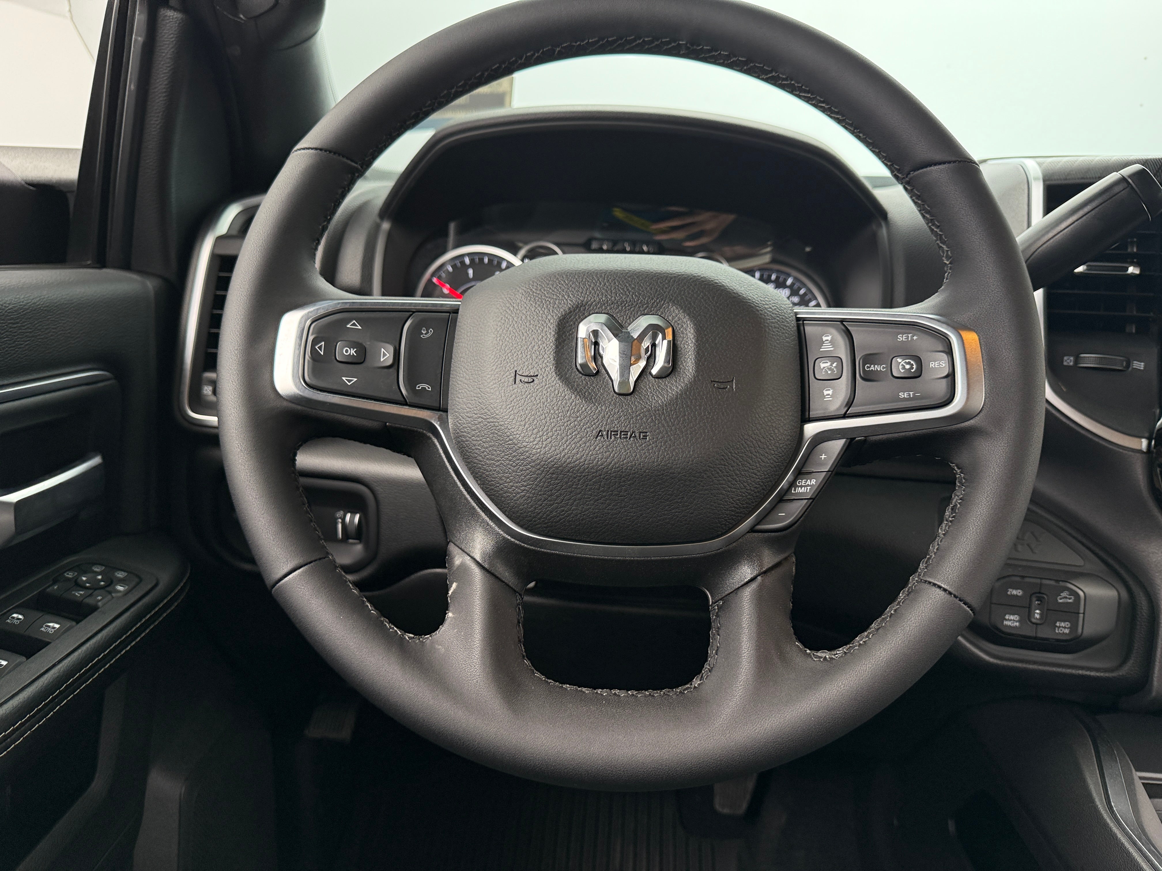 2026 RAM 2500 Big Horn - Photo 3