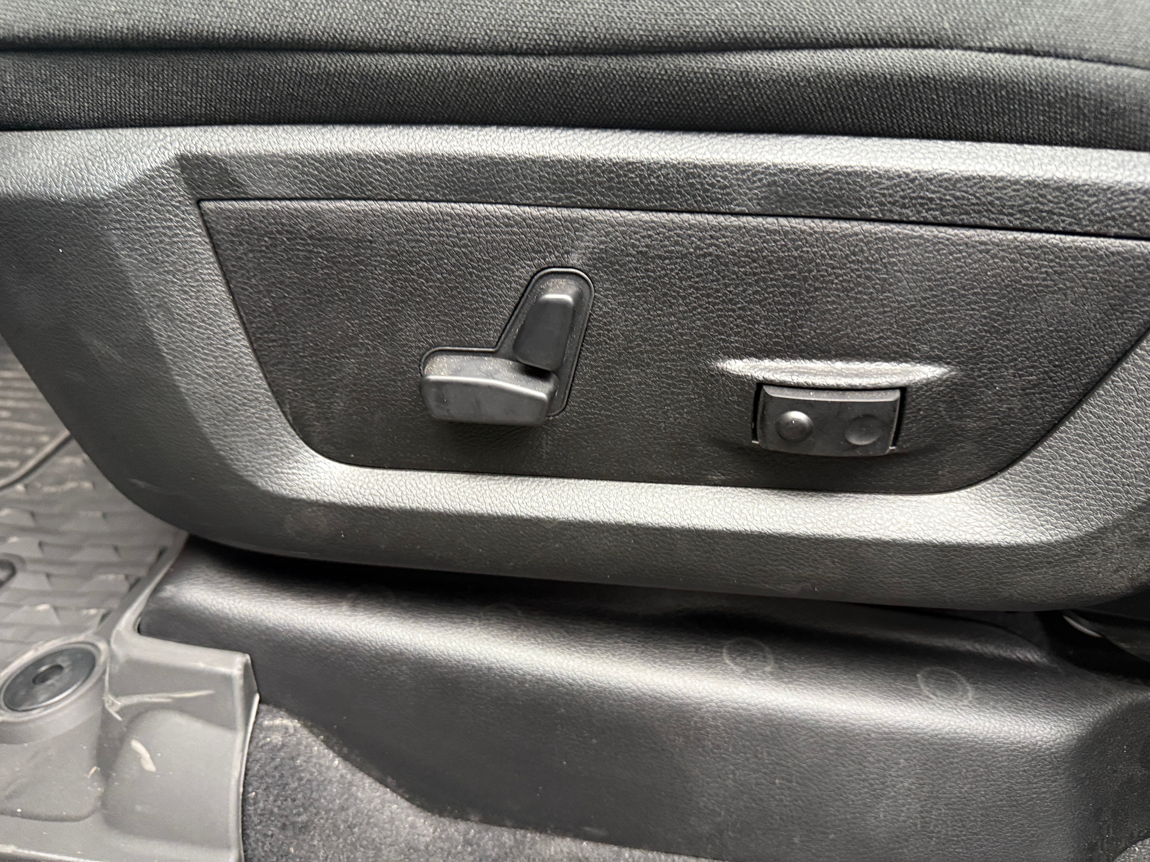 2026 RAM 2500 Big Horn - Photo 10