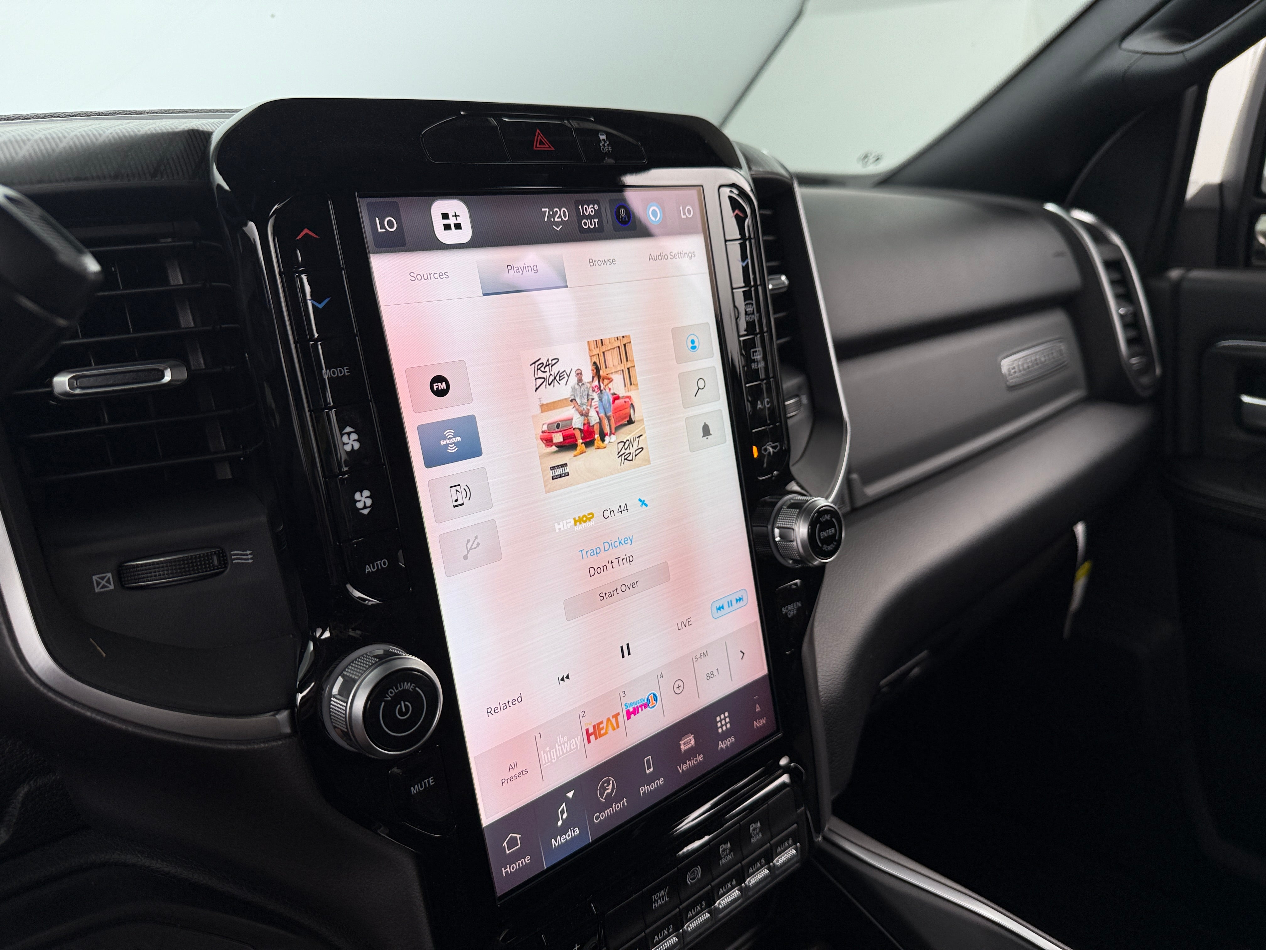 2026 RAM 2500 Big Horn - Photo 11