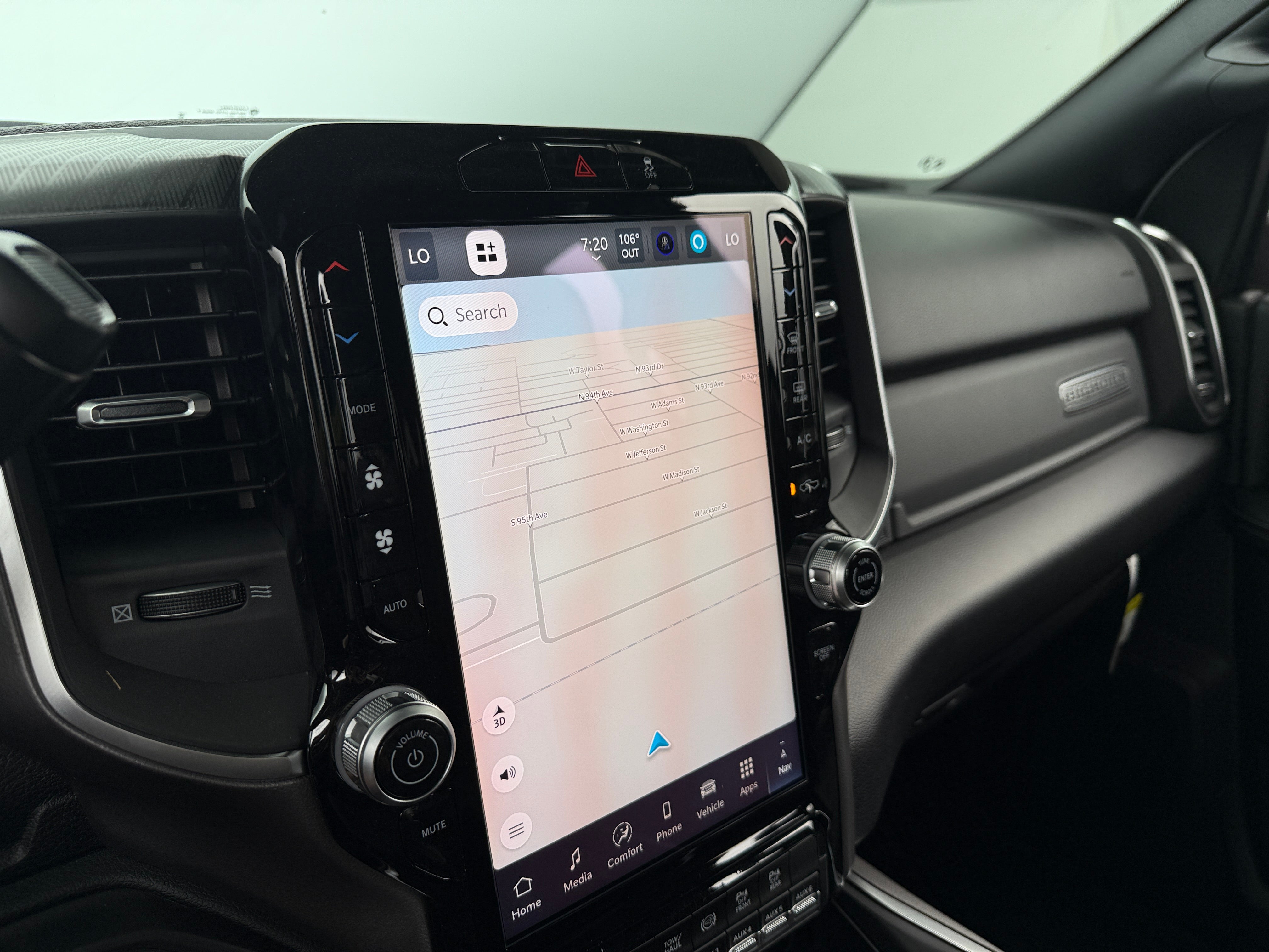 2026 RAM 2500 Big Horn - Photo 13