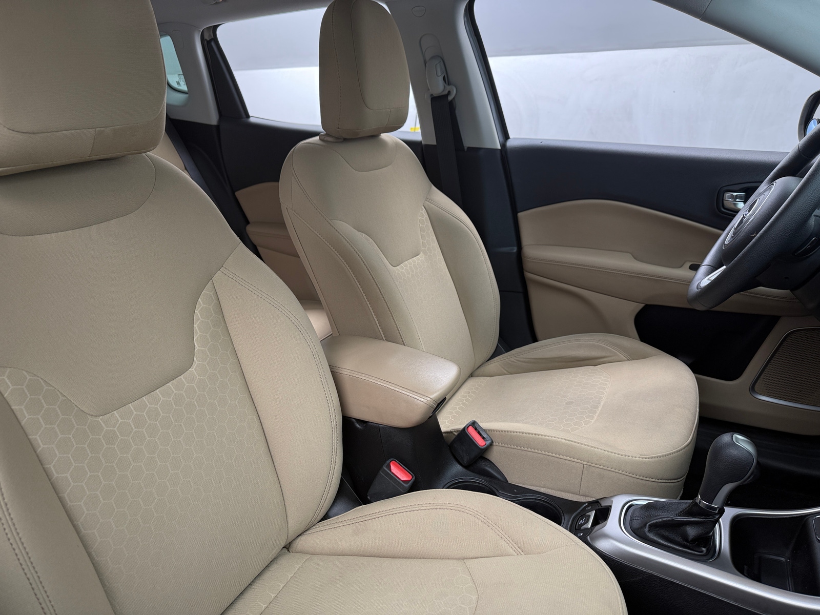 Thumbnail: 2018 Jeep Compass - 2