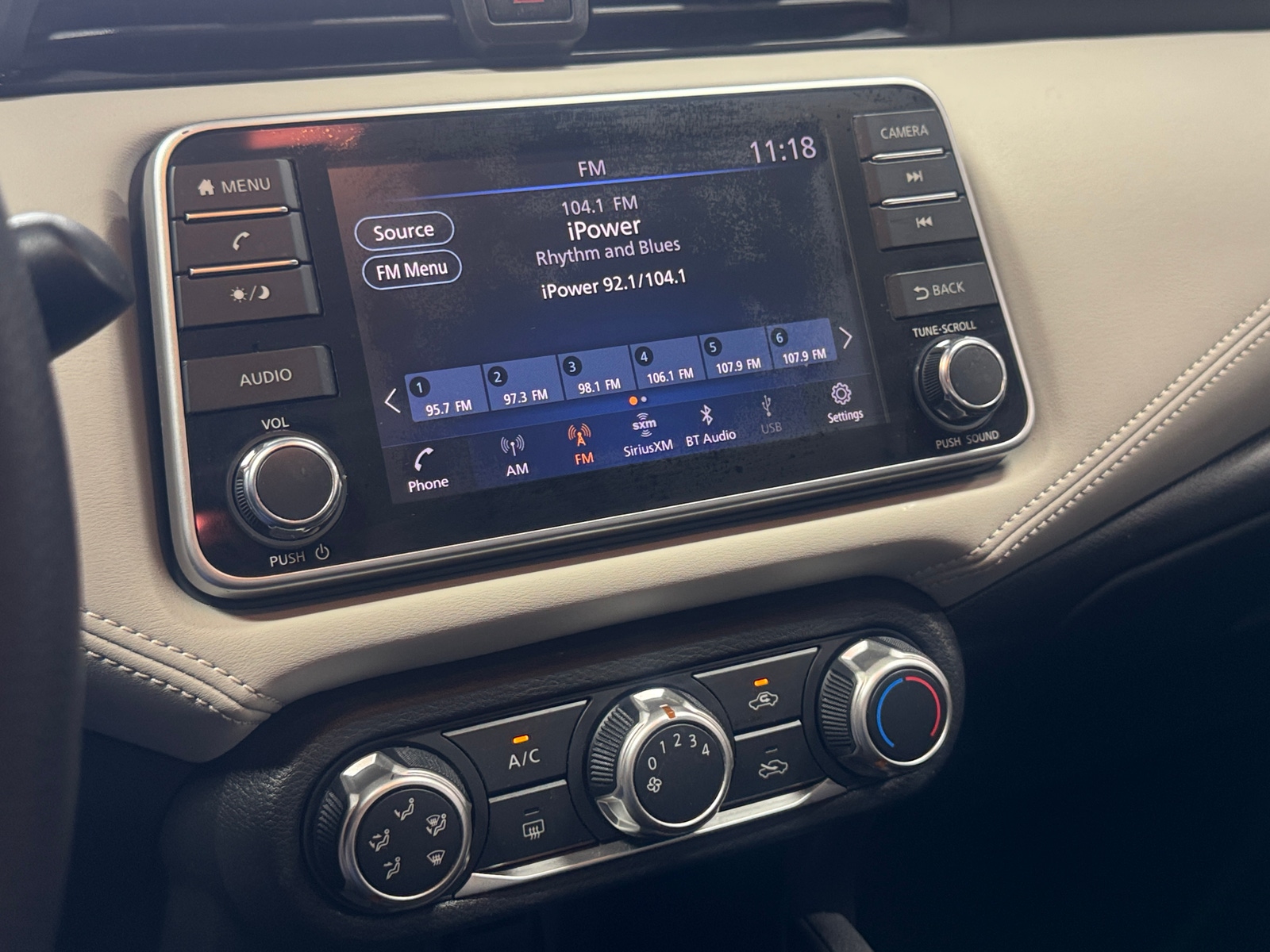 Thumbnail: 2020 Nissan Versa - 4