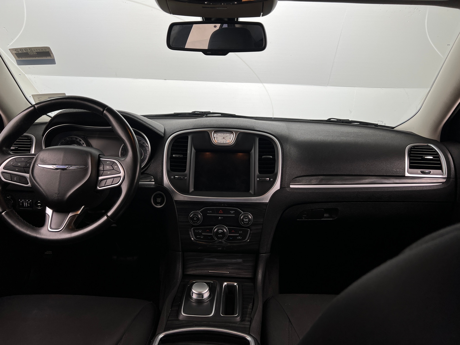 Thumbnail: 2018 Chrysler 300 - 3