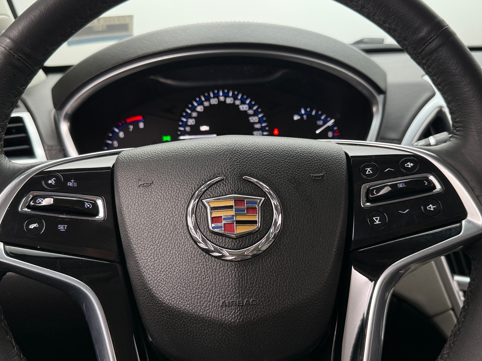 Thumbnail: 2016 Cadillac SRX - 4