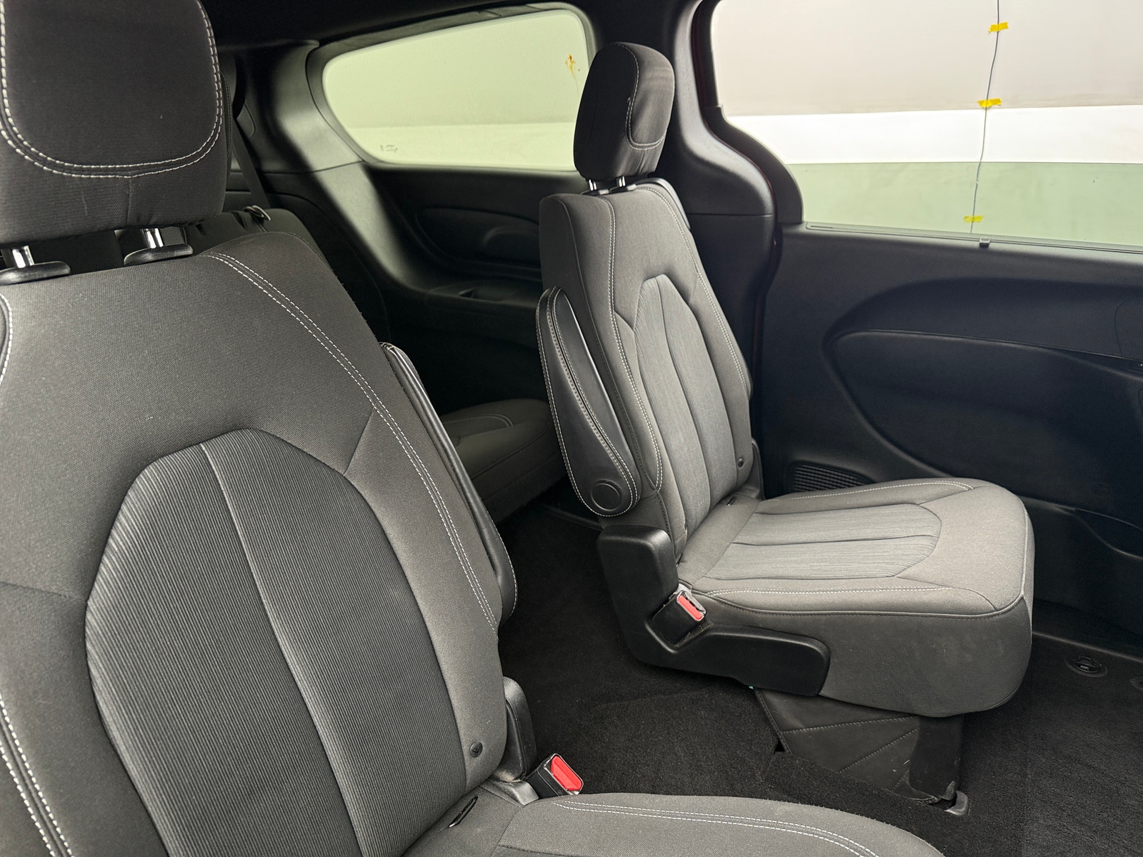 Thumbnail: 2019 Chrysler Pacifica - 6