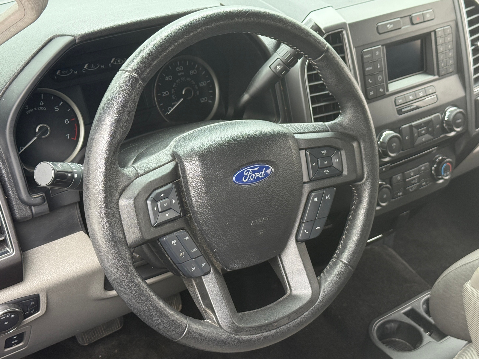 Thumbnail: 2018 Ford Econoline - 5